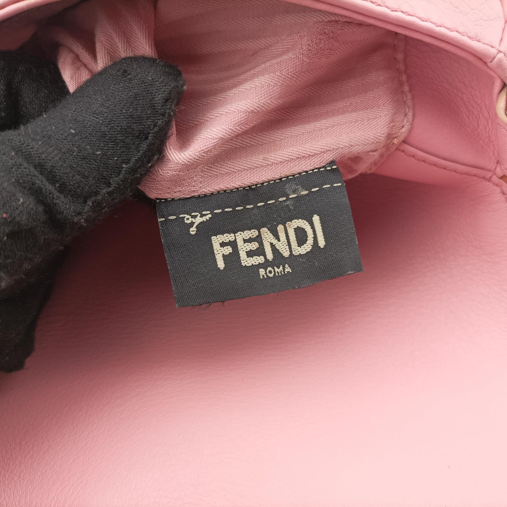 Pre-owned Fendi Fendista Pochette Pink Leather 8M0276 shoulderbag | stylenewstar