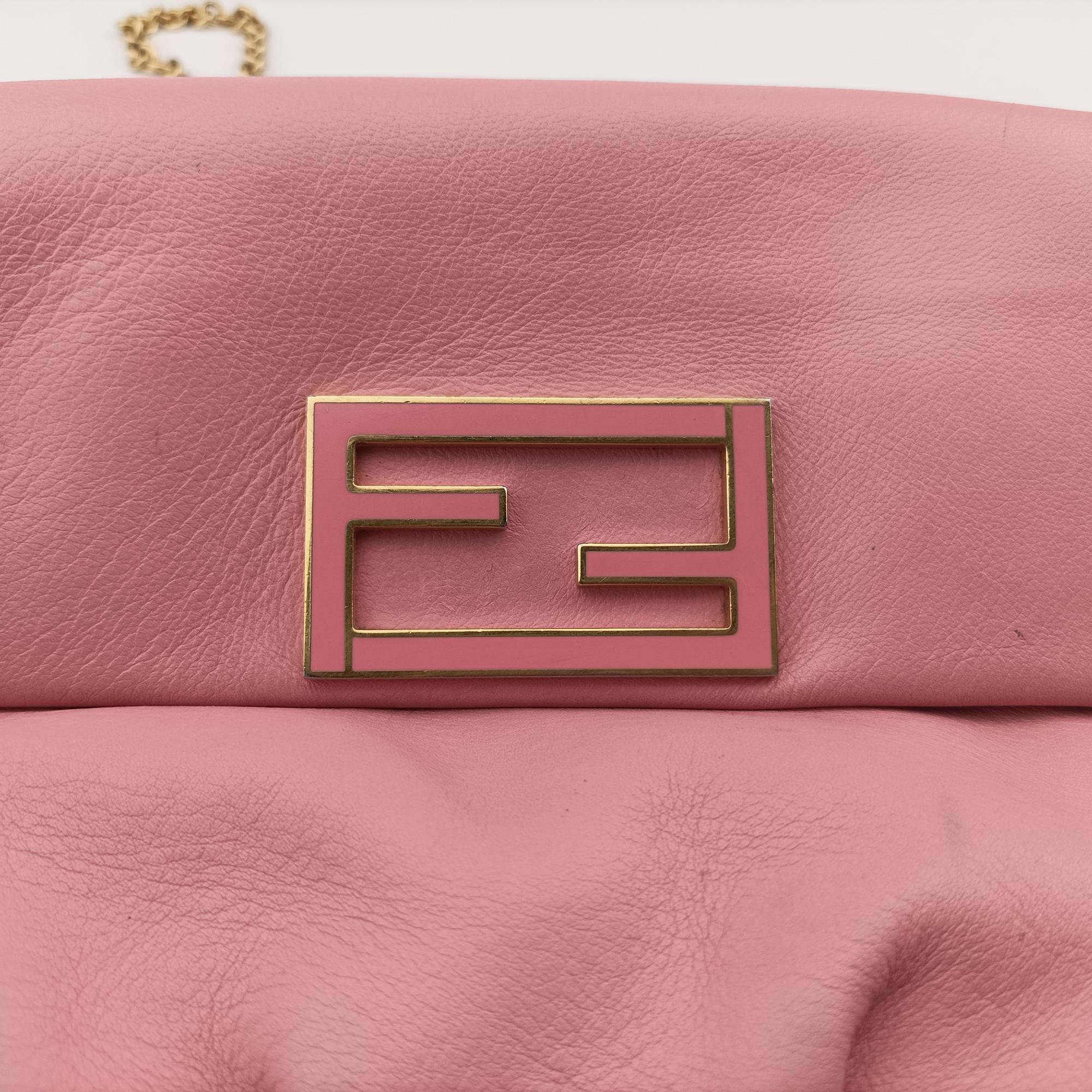 Pre-owned Fendi Fendista Pochette Pink Leather 8M0276 shoulderbag | stylenewstar