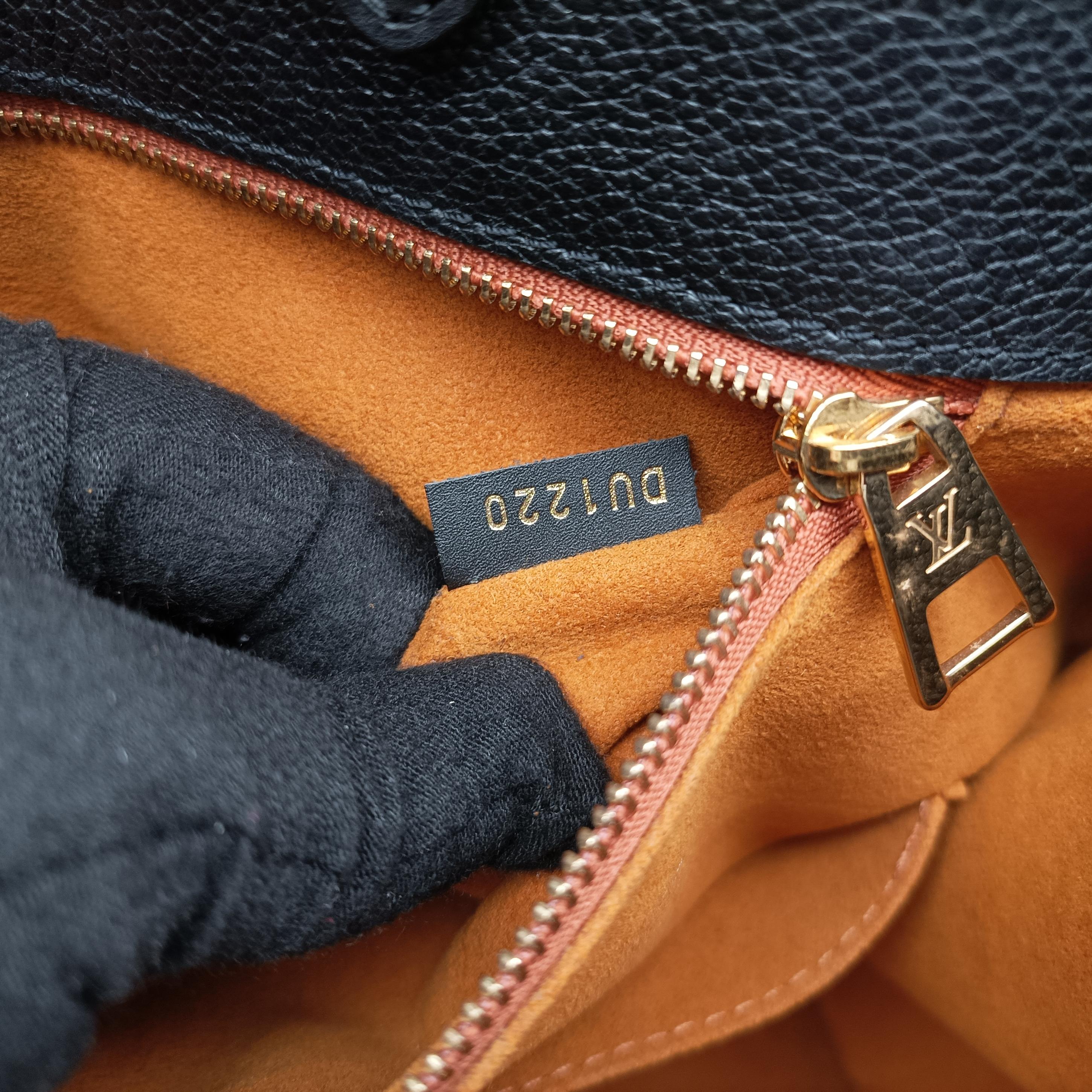 Pre-owned Louis Vuitton OnTheGo GM Noir Monogram Empreinte Giant M44925 shoulderbag | stylenewstar