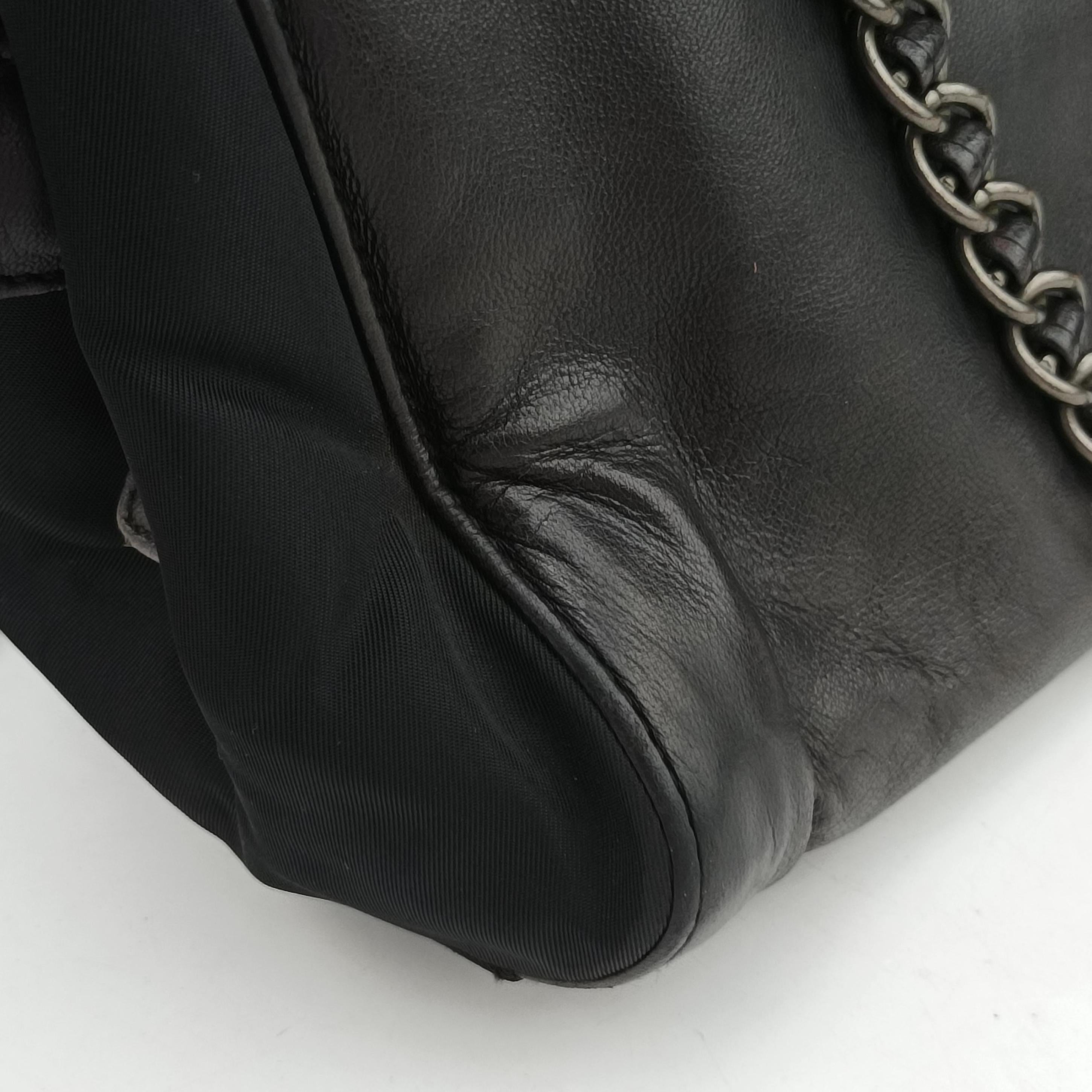 Vintage Prada Nappa Catena Black Leather  shoulderbag | stylenewstar