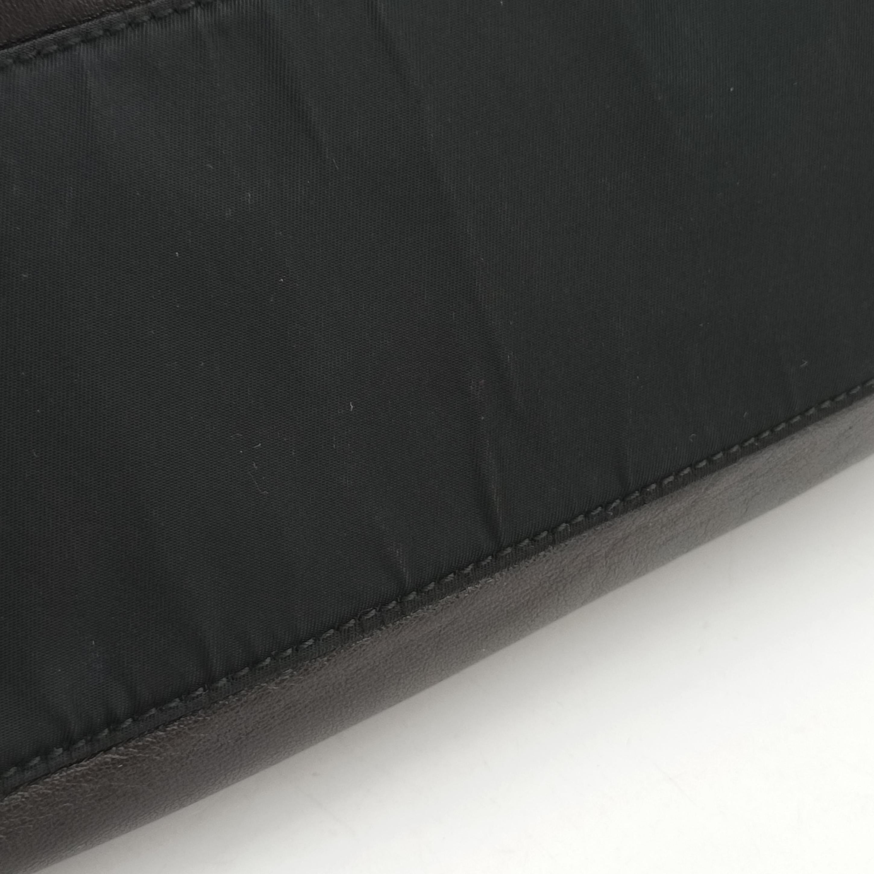 Vintage Prada Nappa Catena Black Leather  shoulderbag | stylenewstar
