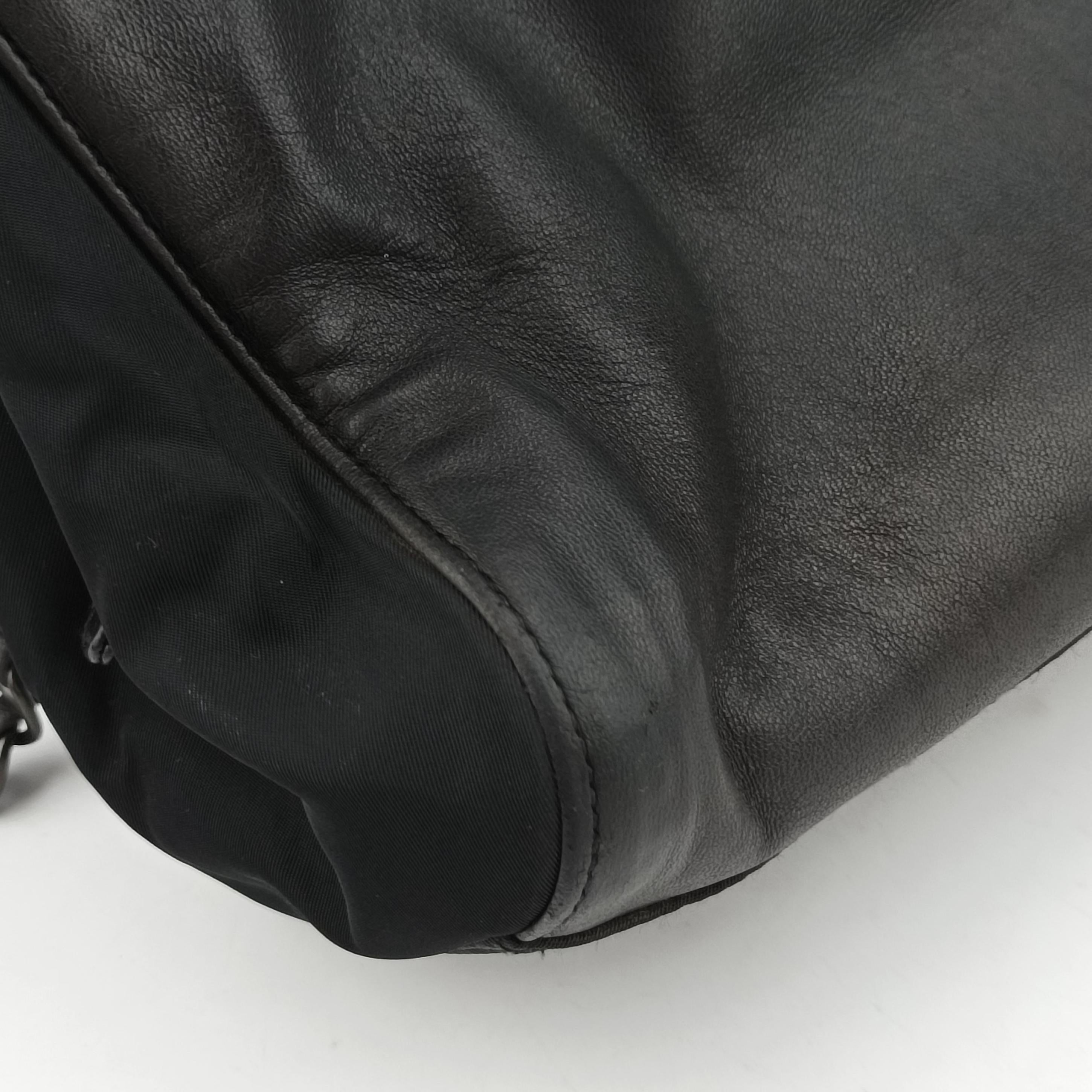 Vintage Prada Nappa Catena Black Leather  shoulderbag | stylenewstar