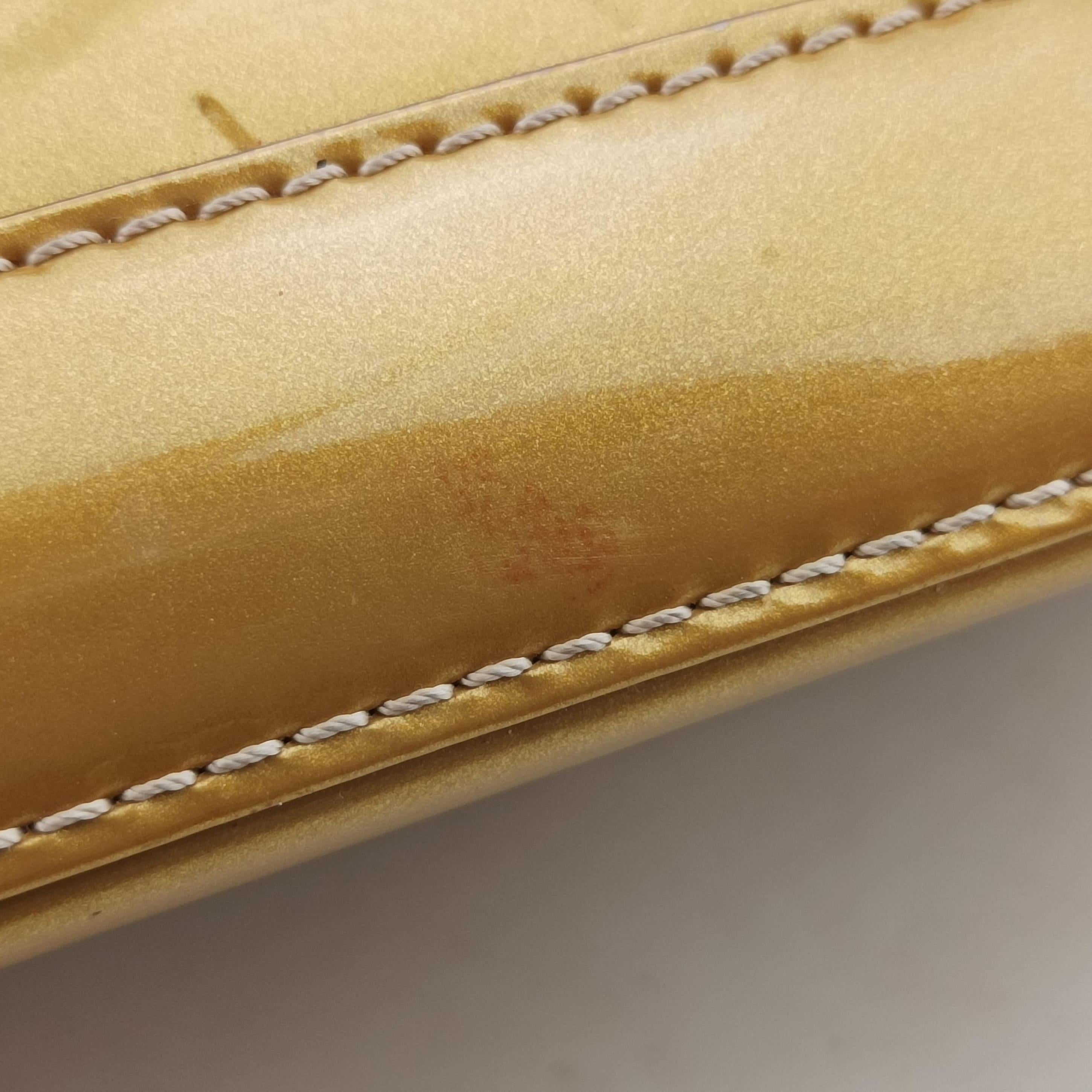 Vintage Louis Vuitton Alma BB Beige Poudre Vernis M91752 shoulderbag | stylenewstar