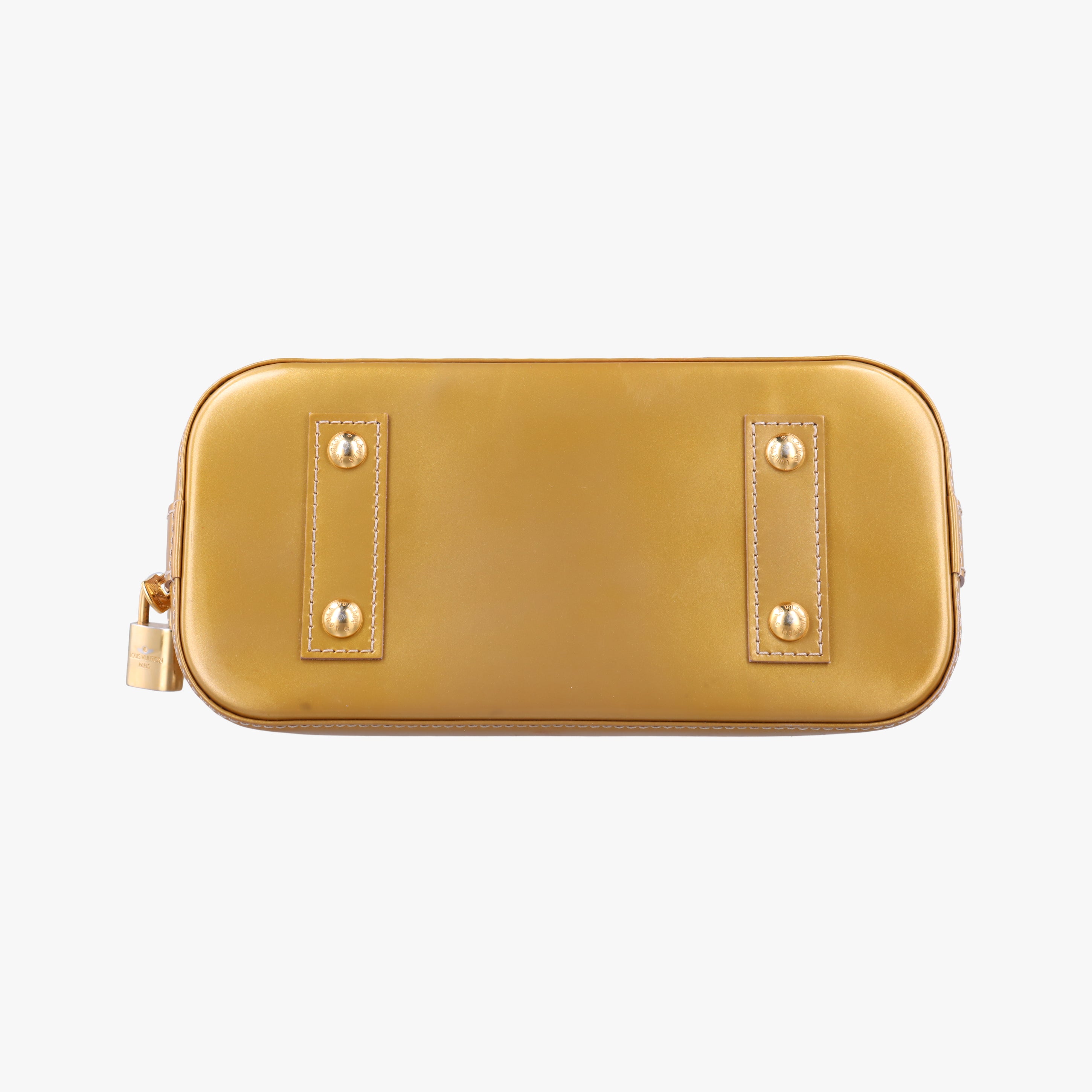 Vintage Louis Vuitton Alma BB Beige Poudre Vernis M91752 shoulderbag | stylenewstar
