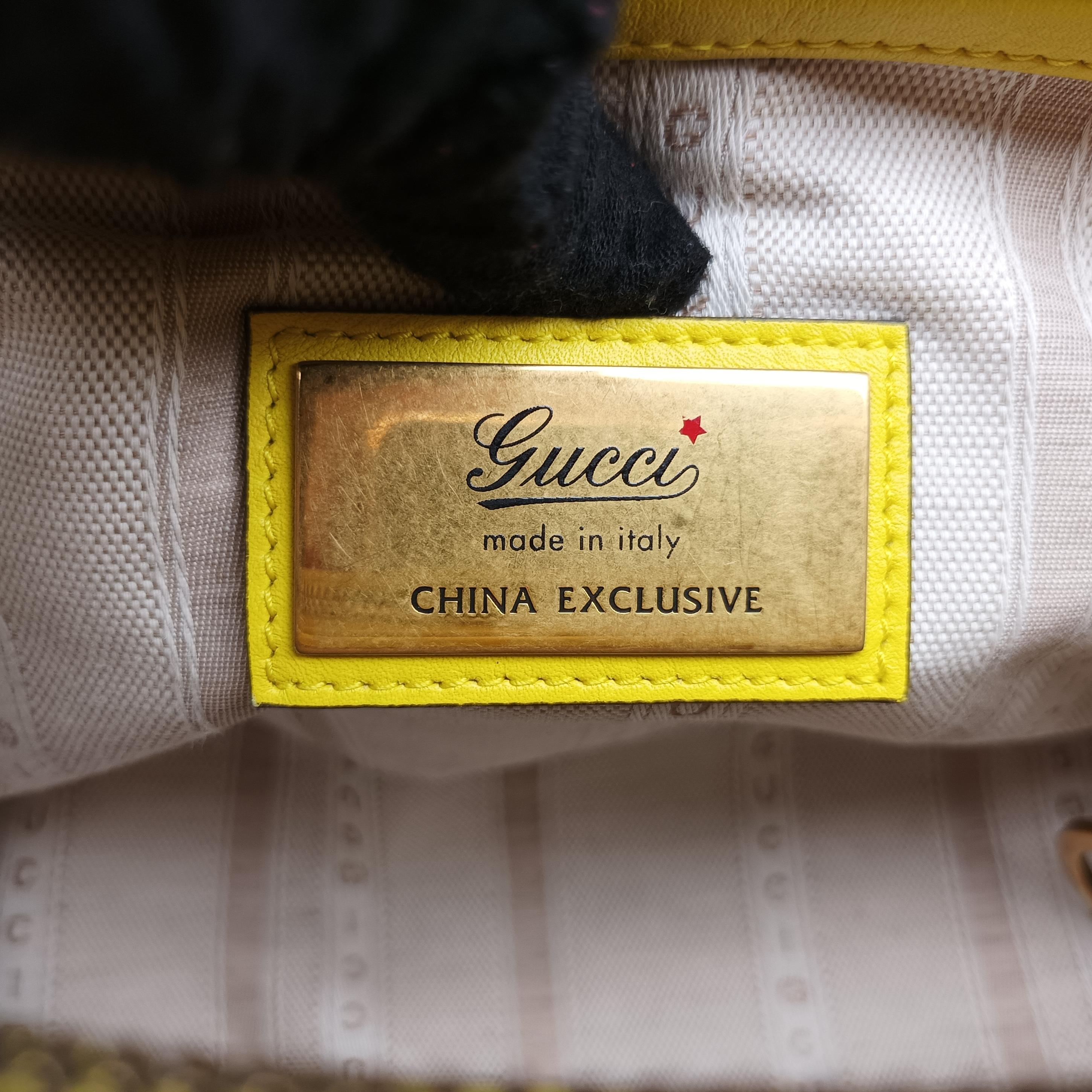 Pre-owned Gucci Bright Bit Yellow Patent 371925 shoulderbag | stylenewstar