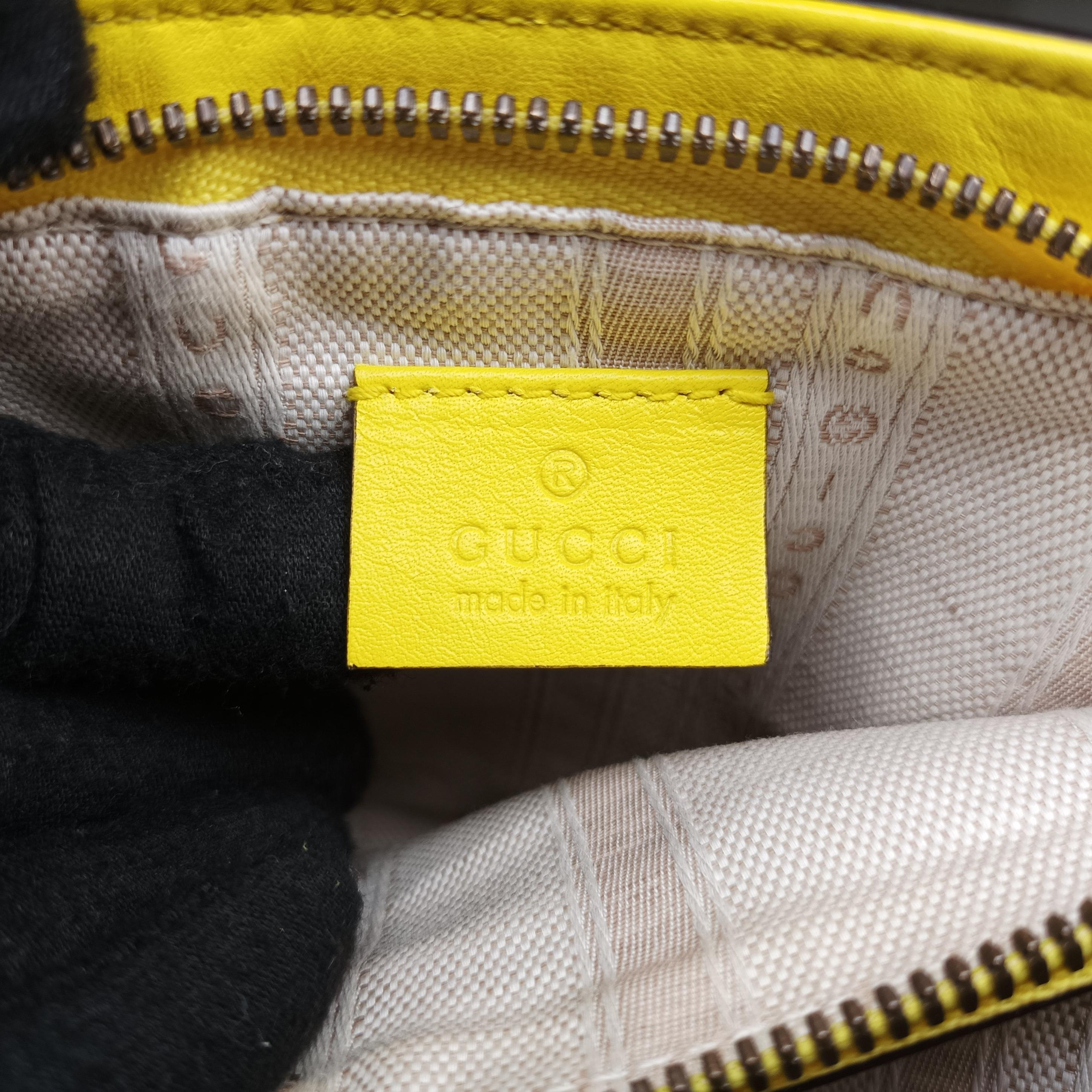 Pre-owned Gucci Bright Bit Yellow Patent 371925 shoulderbag | stylenewstar
