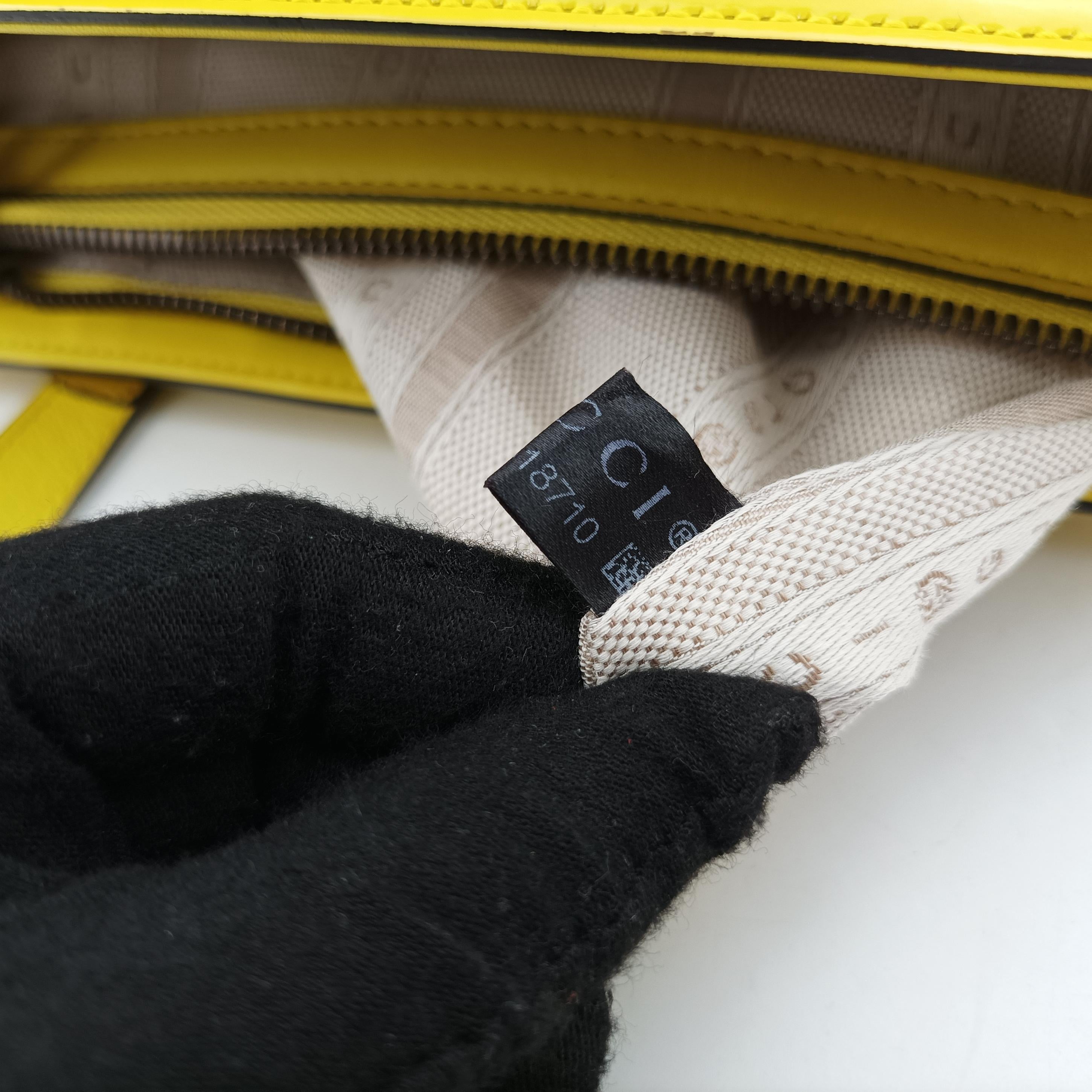Pre-owned Gucci Bright Bit Yellow Patent 371925 shoulderbag | stylenewstar