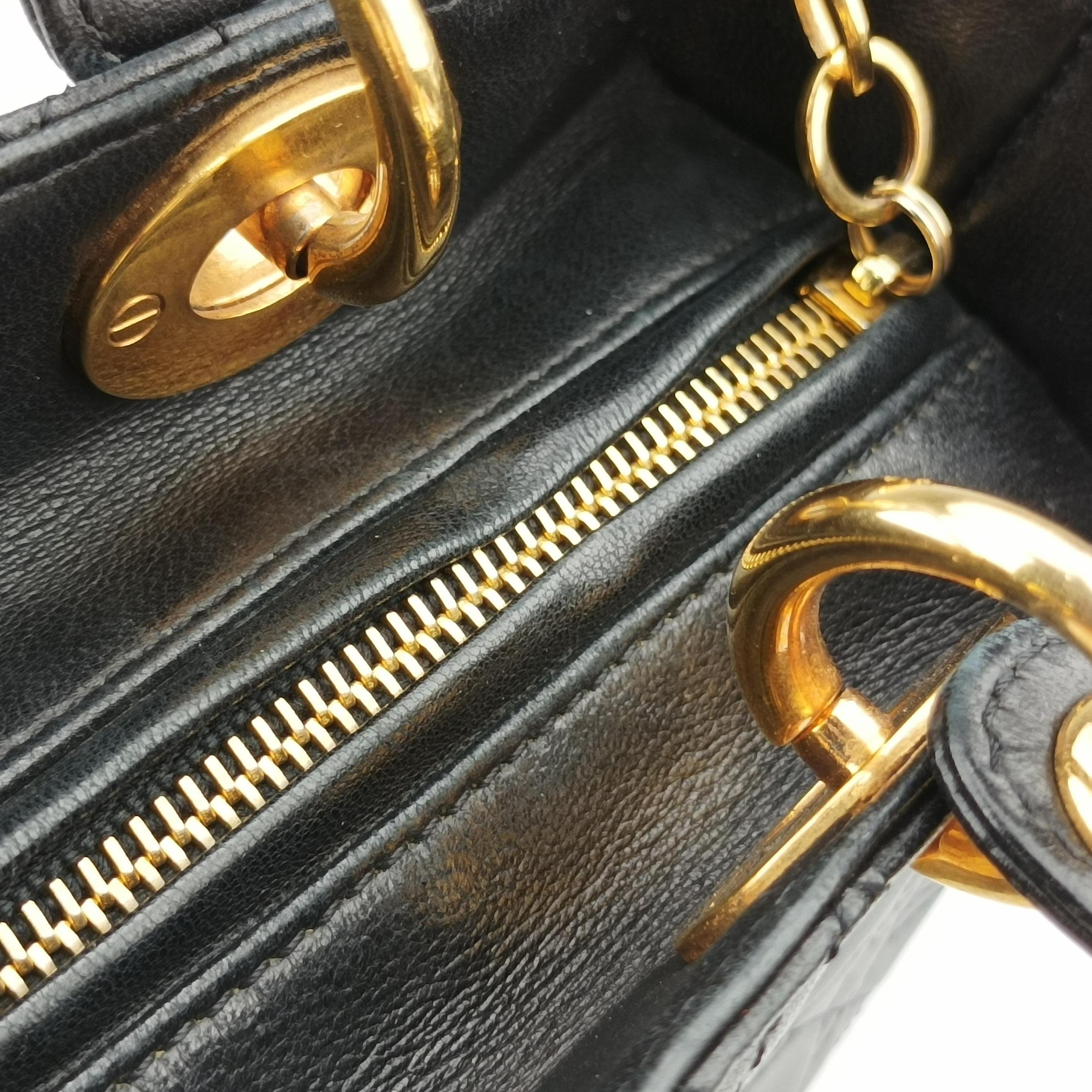 Pre-owned Christian Dior Lady Dior Black lambskin  shoulderbag | stylenewstar