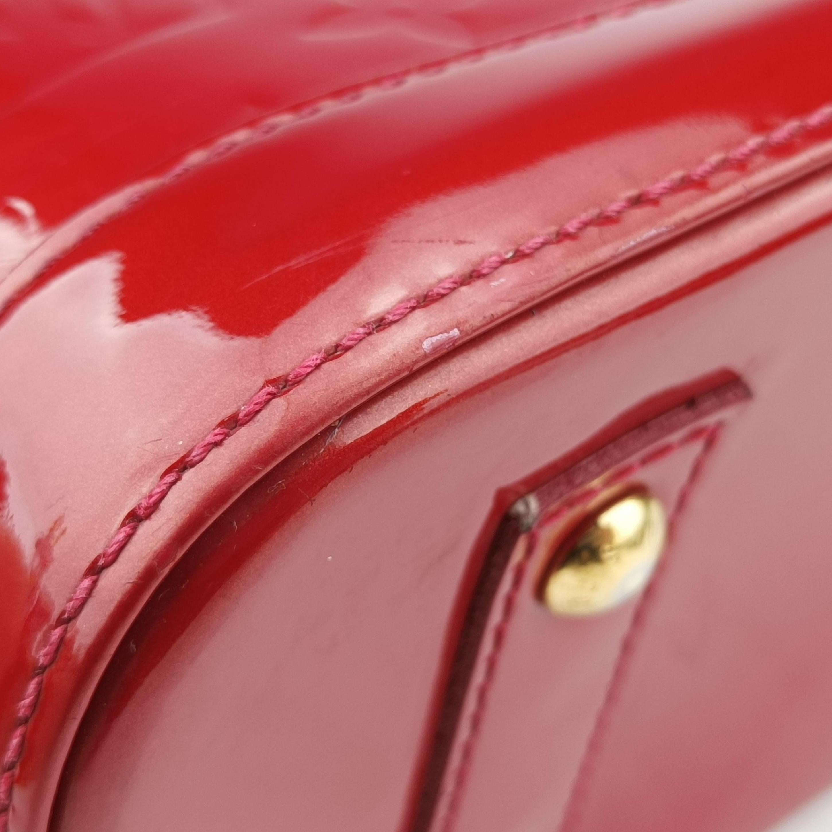 Secondhand Louis Vuitton Alma BB CERISE Vernis M90174 shoulderbag | stylenewstar