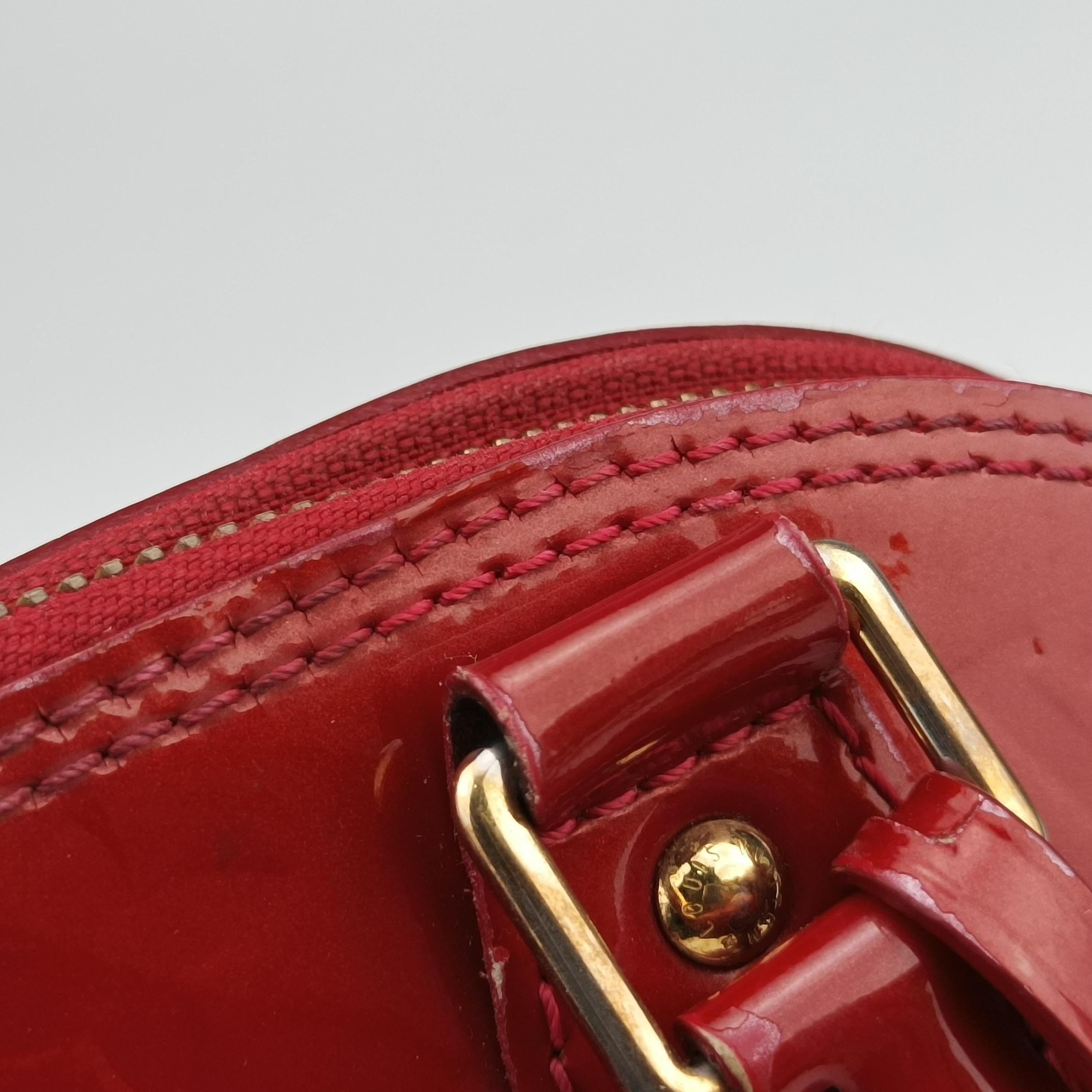 Secondhand Louis Vuitton Alma BB CERISE Vernis M90174 shoulderbag | stylenewstar