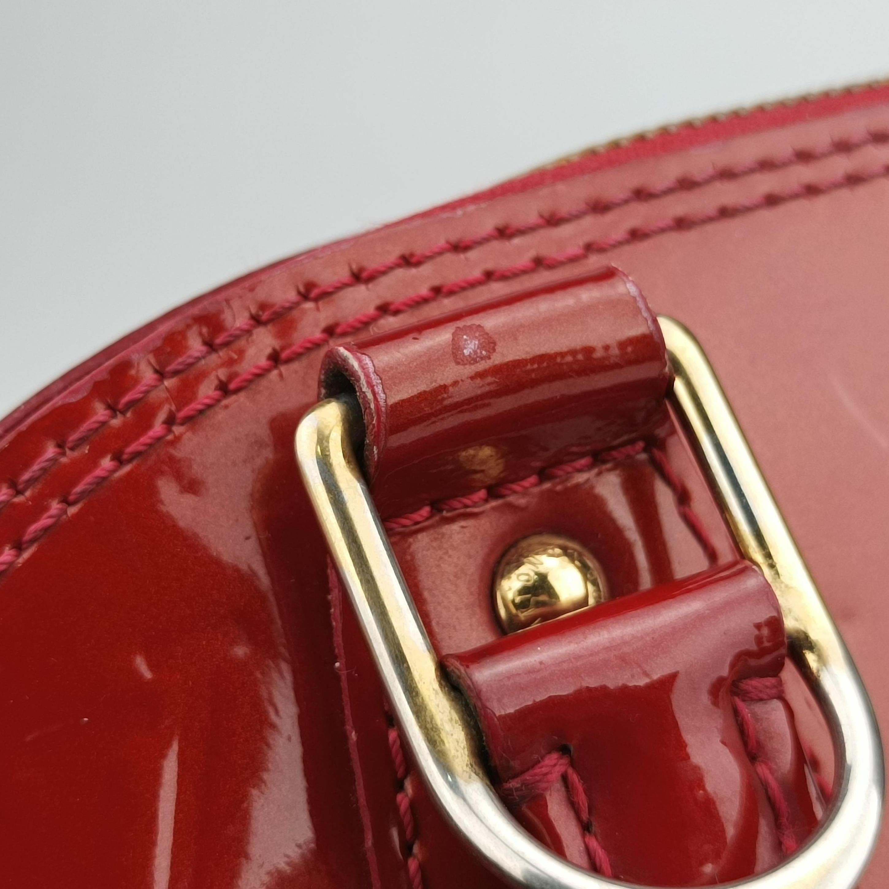 Secondhand Louis Vuitton Alma BB CERISE Vernis M90174 shoulderbag | stylenewstar