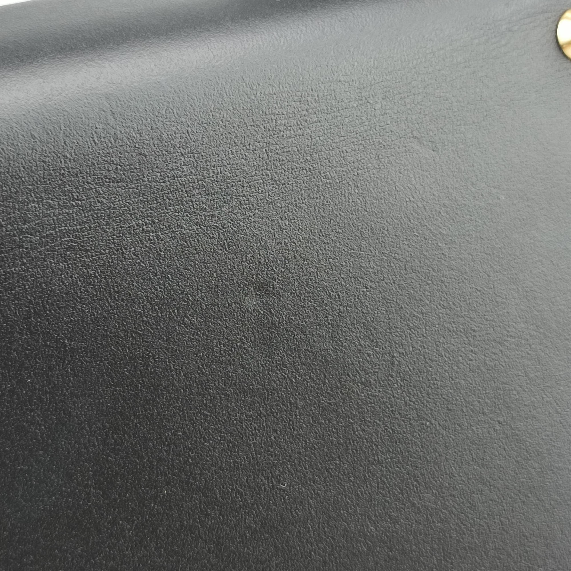 Pre-owned Gucci Padlock Black Leather 432182 shoulderbag | stylenewstar