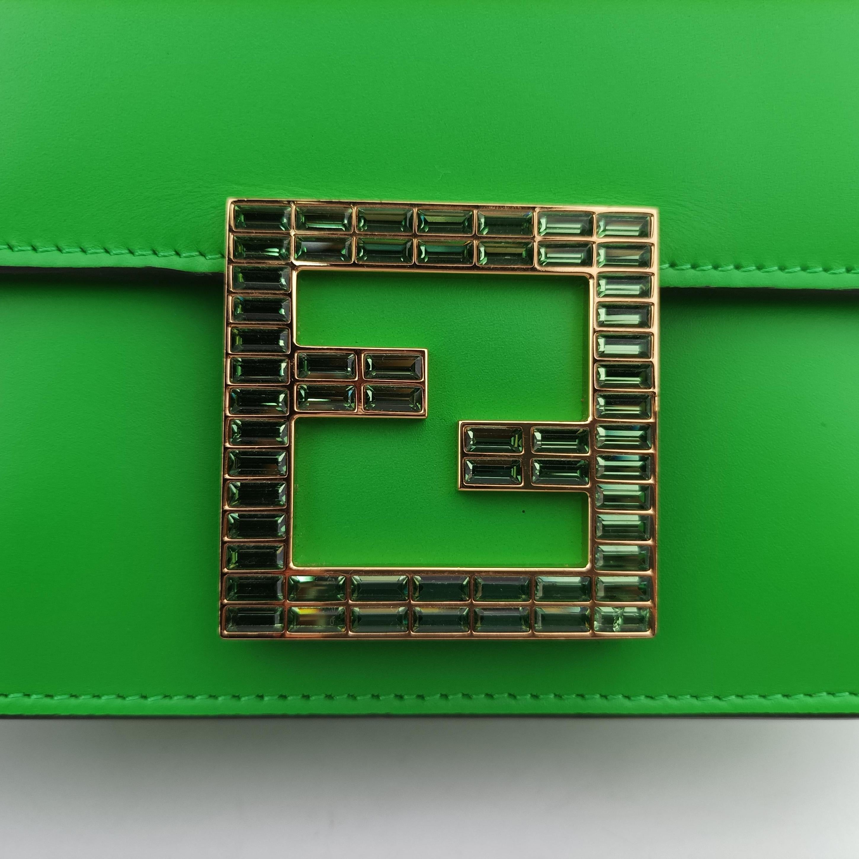 Pre-owned Fendi Fab Green Leather 8BT325 shoulderbag | stylenewstar