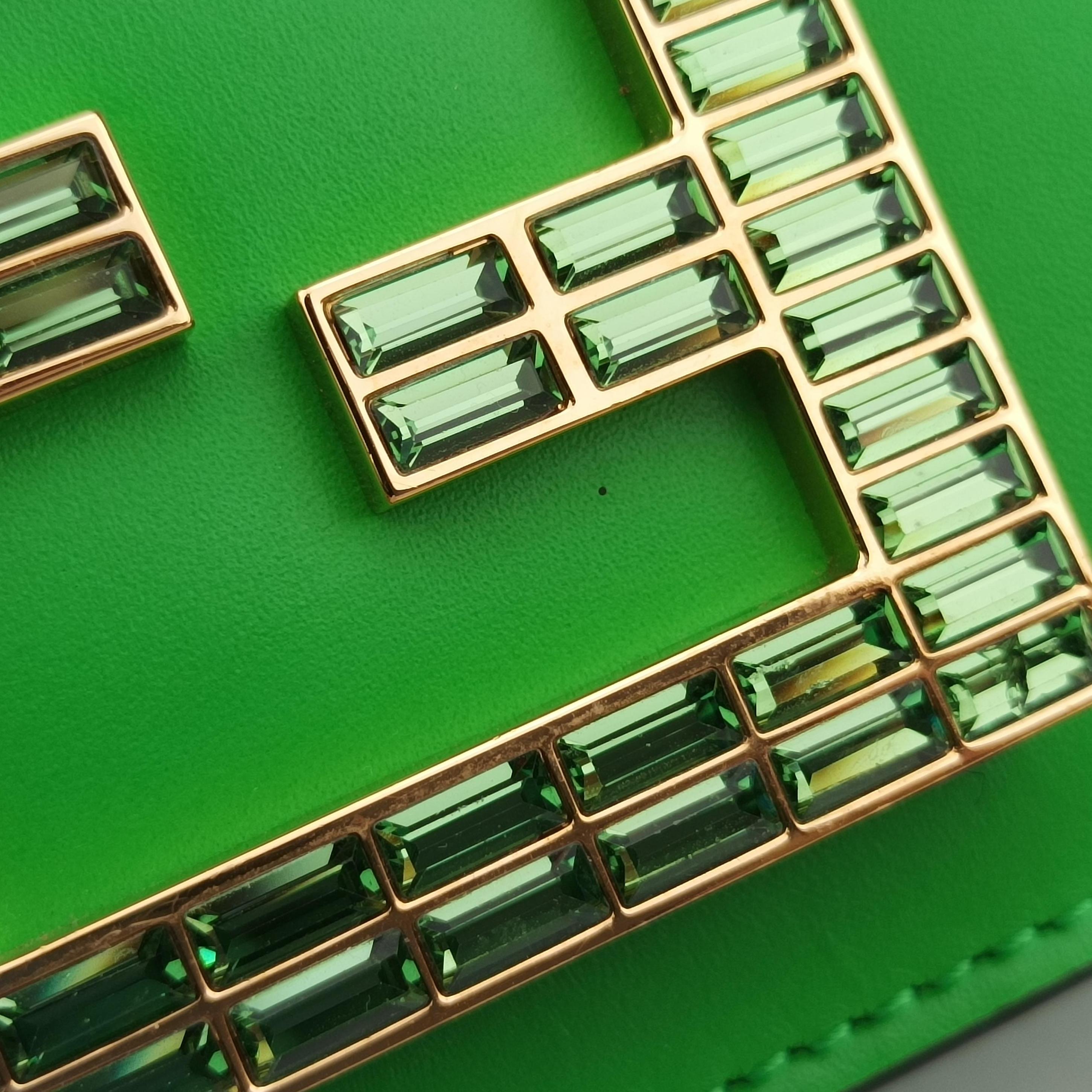 Pre-owned Fendi Fab Green Leather 8BT325 shoulderbag | stylenewstar