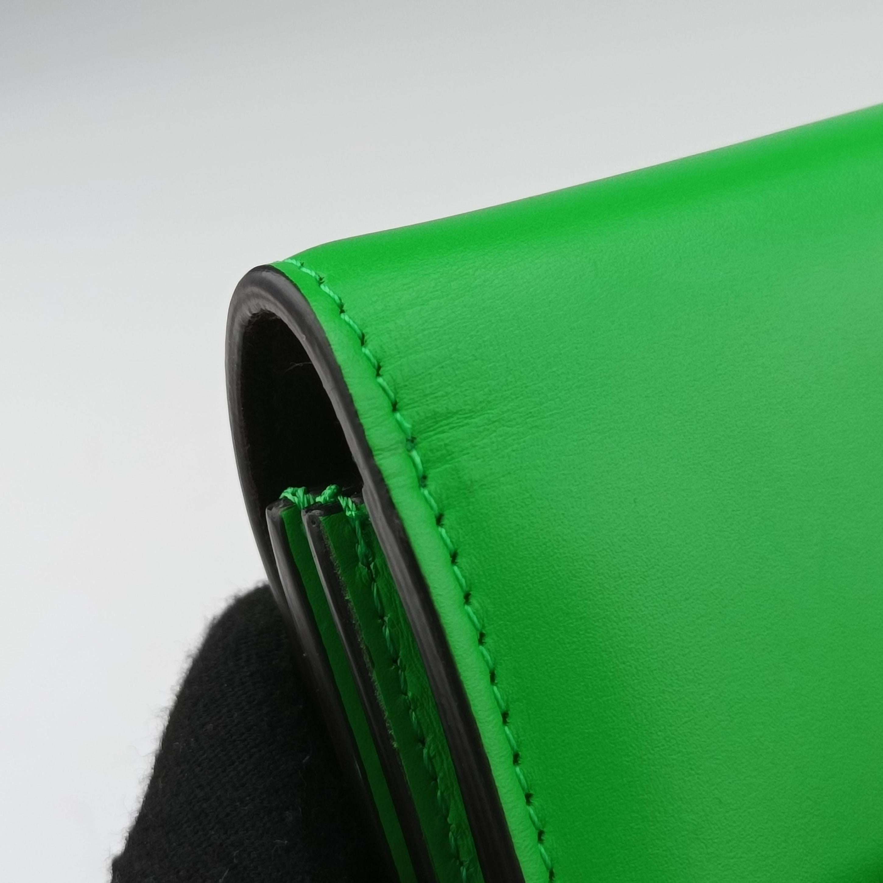 Pre-owned Fendi Fab Green Leather 8BT325 shoulderbag | stylenewstar