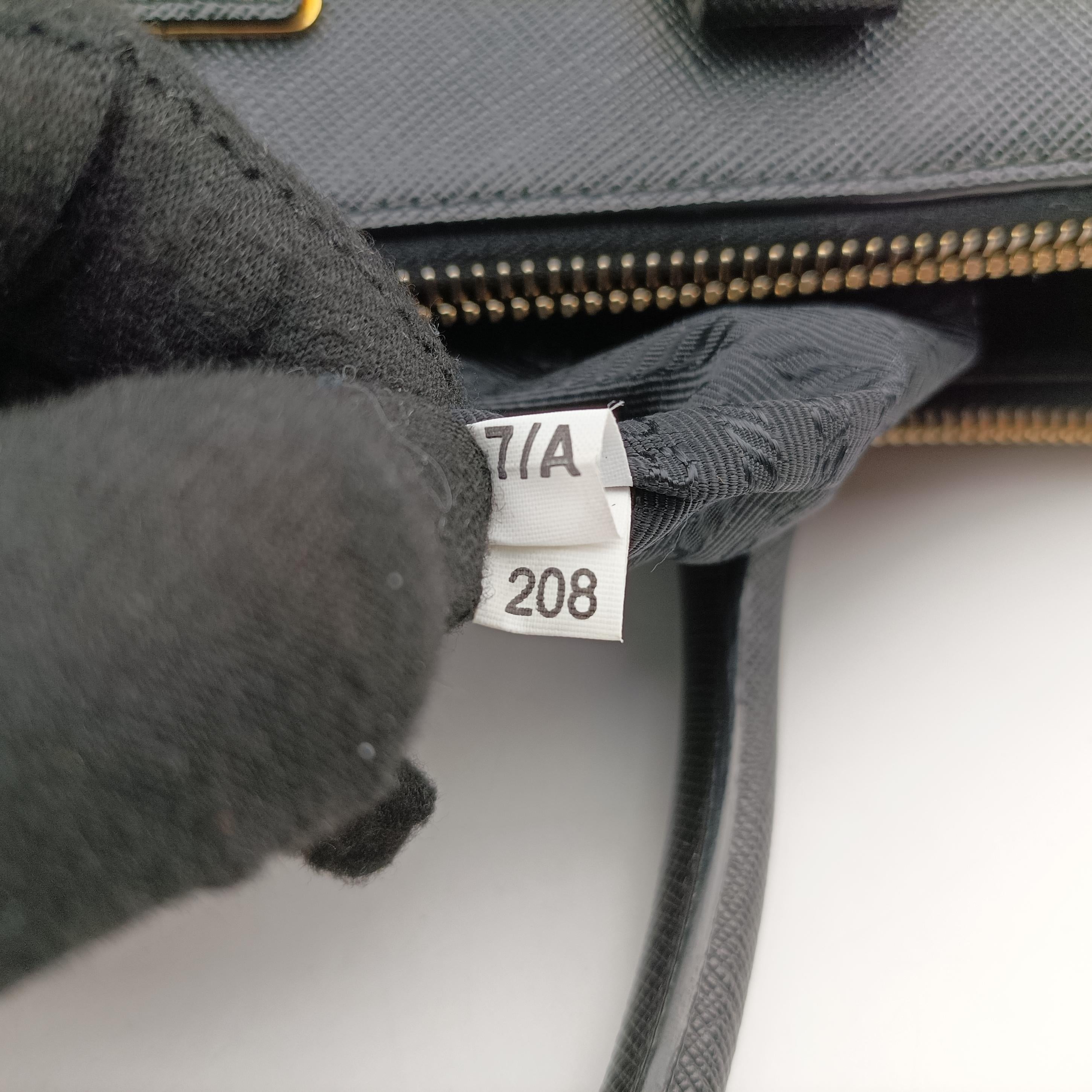 Pre-owned Prada Galleria Black SAFFIANO Leather BN1786 handbag | stylenewstar