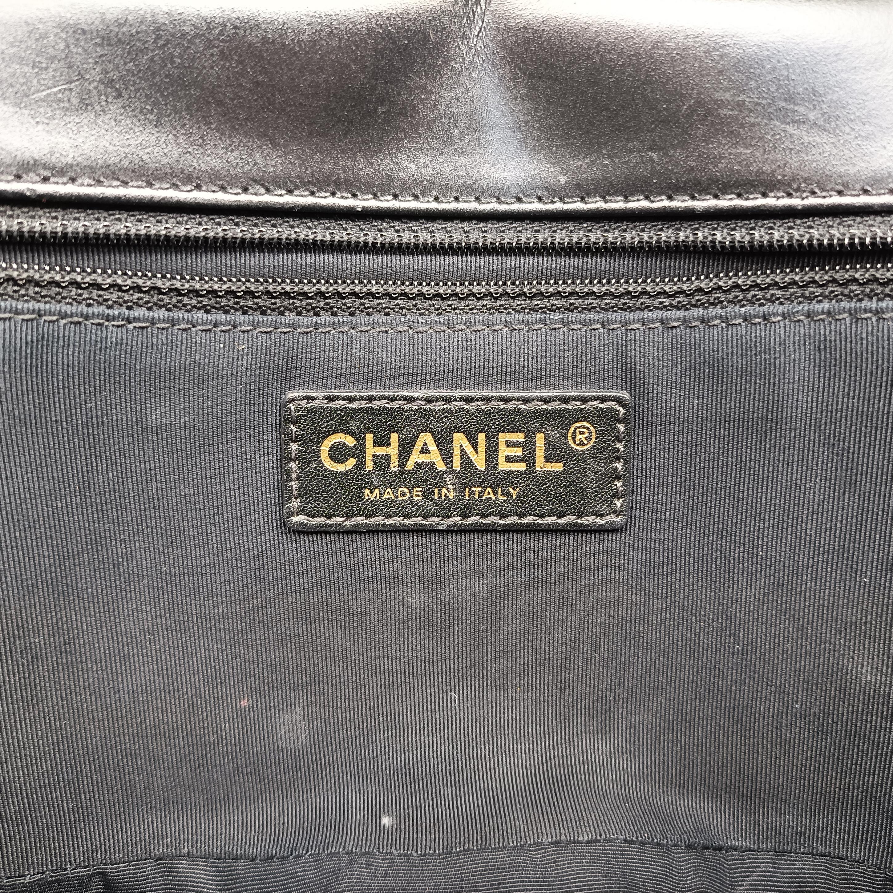 Pre-owned Chanel BOY CHANEL Black Leather A66713 shoulderbag | stylenewstar