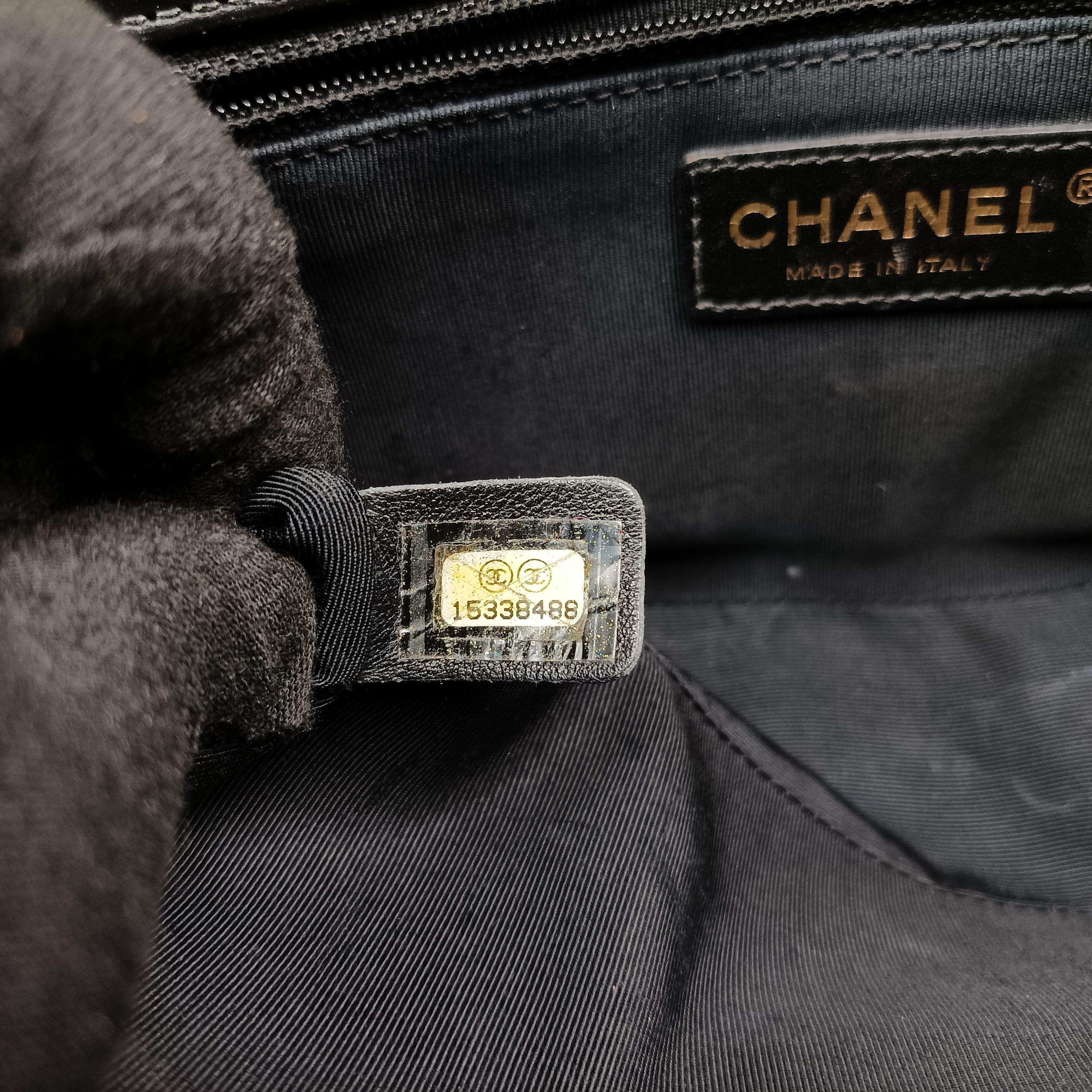 Pre-owned Chanel BOY CHANEL Black Leather A66713 shoulderbag | stylenewstar