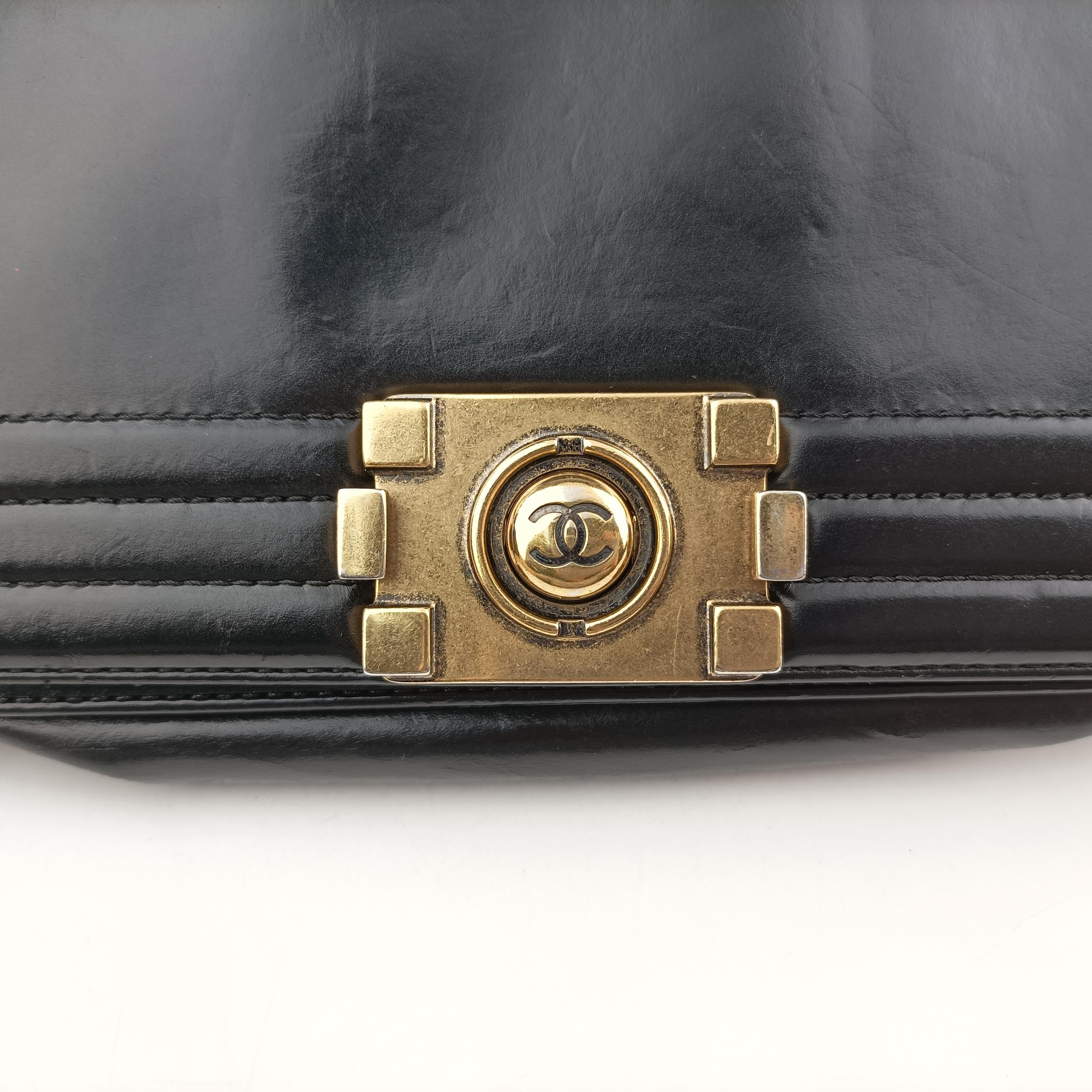 Pre-owned Chanel BOY CHANEL Black Leather A66713 shoulderbag | stylenewstar