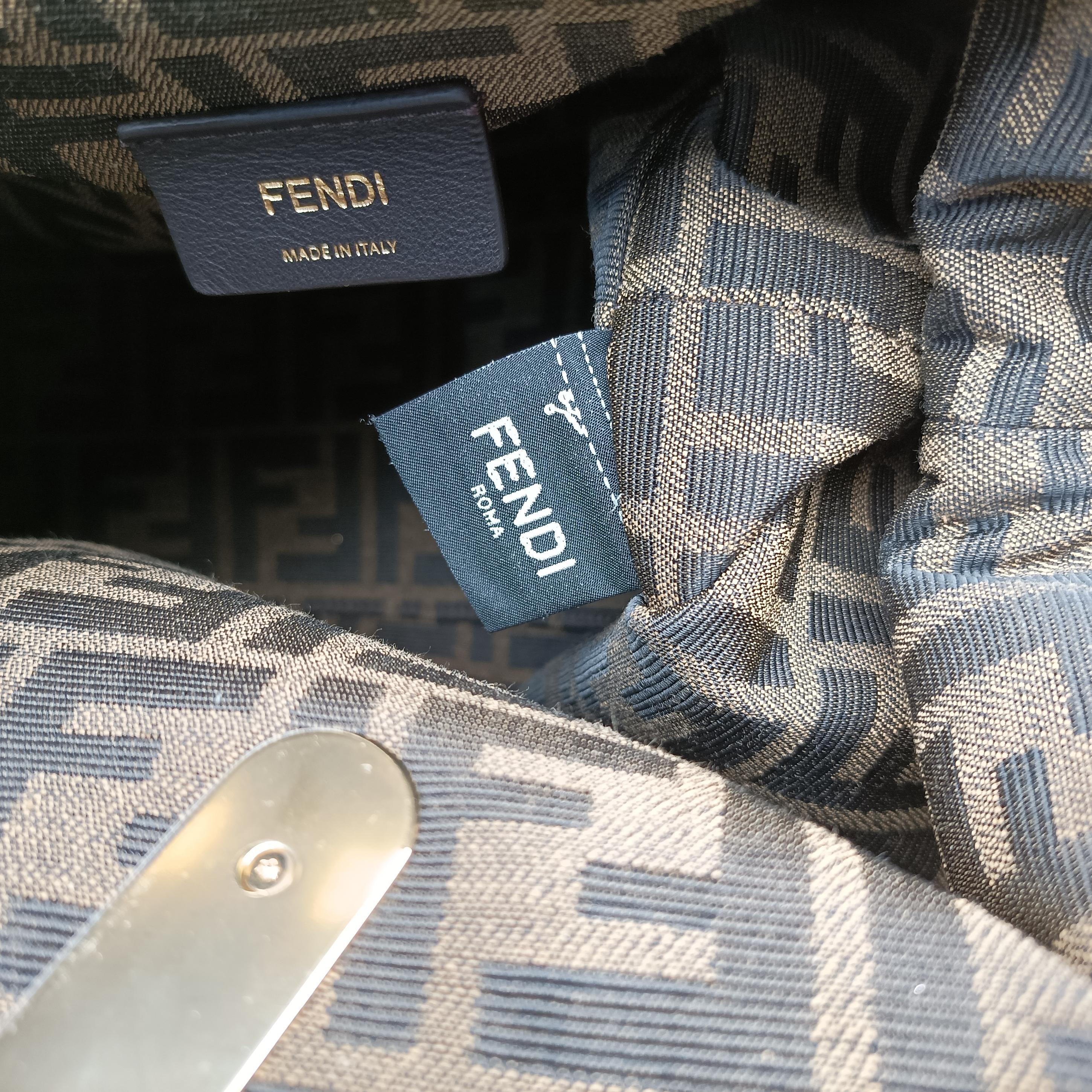 Pre-owned Fendi First Grey Leather 8BP127 shoulderbag | stylenewstar