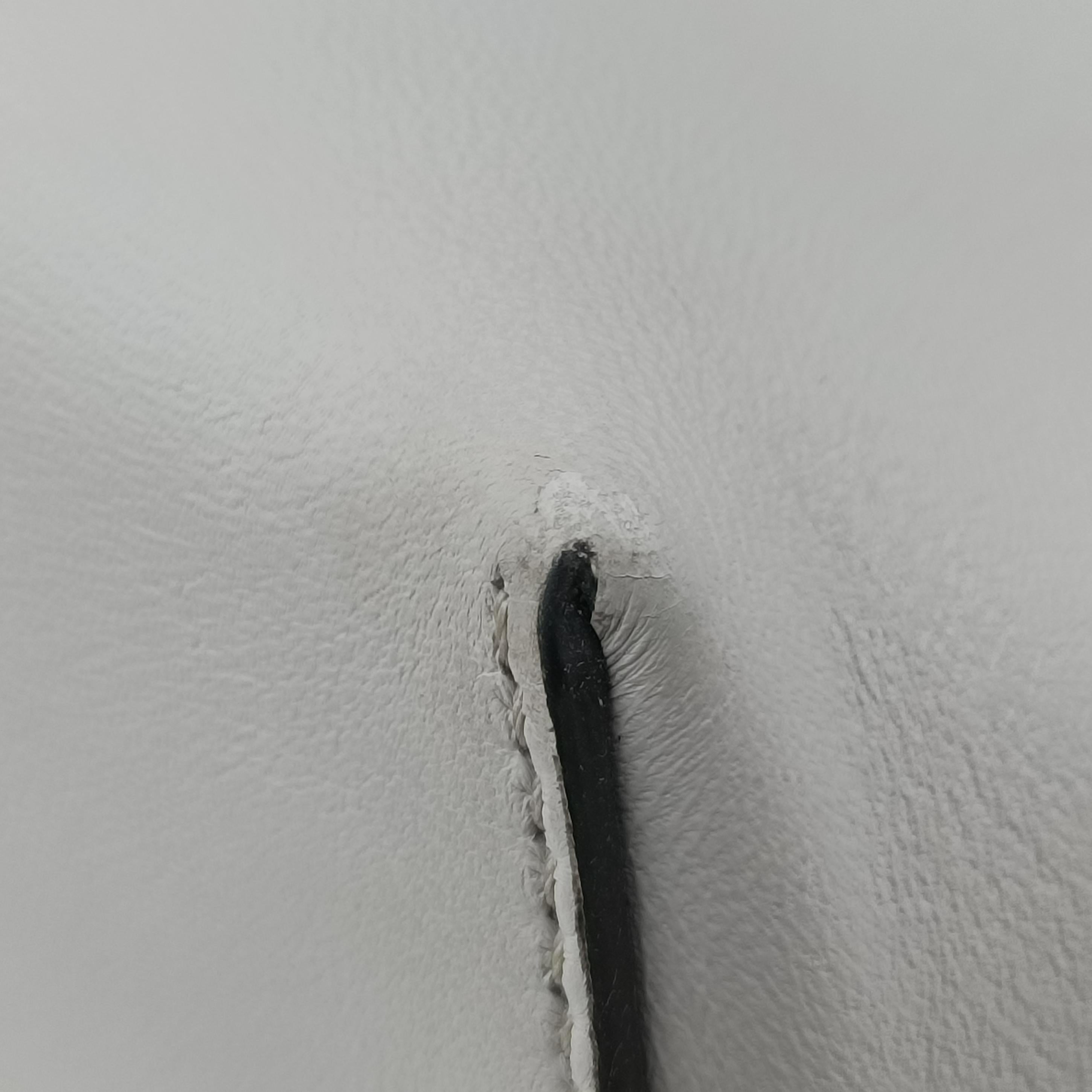 Pre-owned Fendi First Grey Leather 8BP127 shoulderbag | stylenewstar