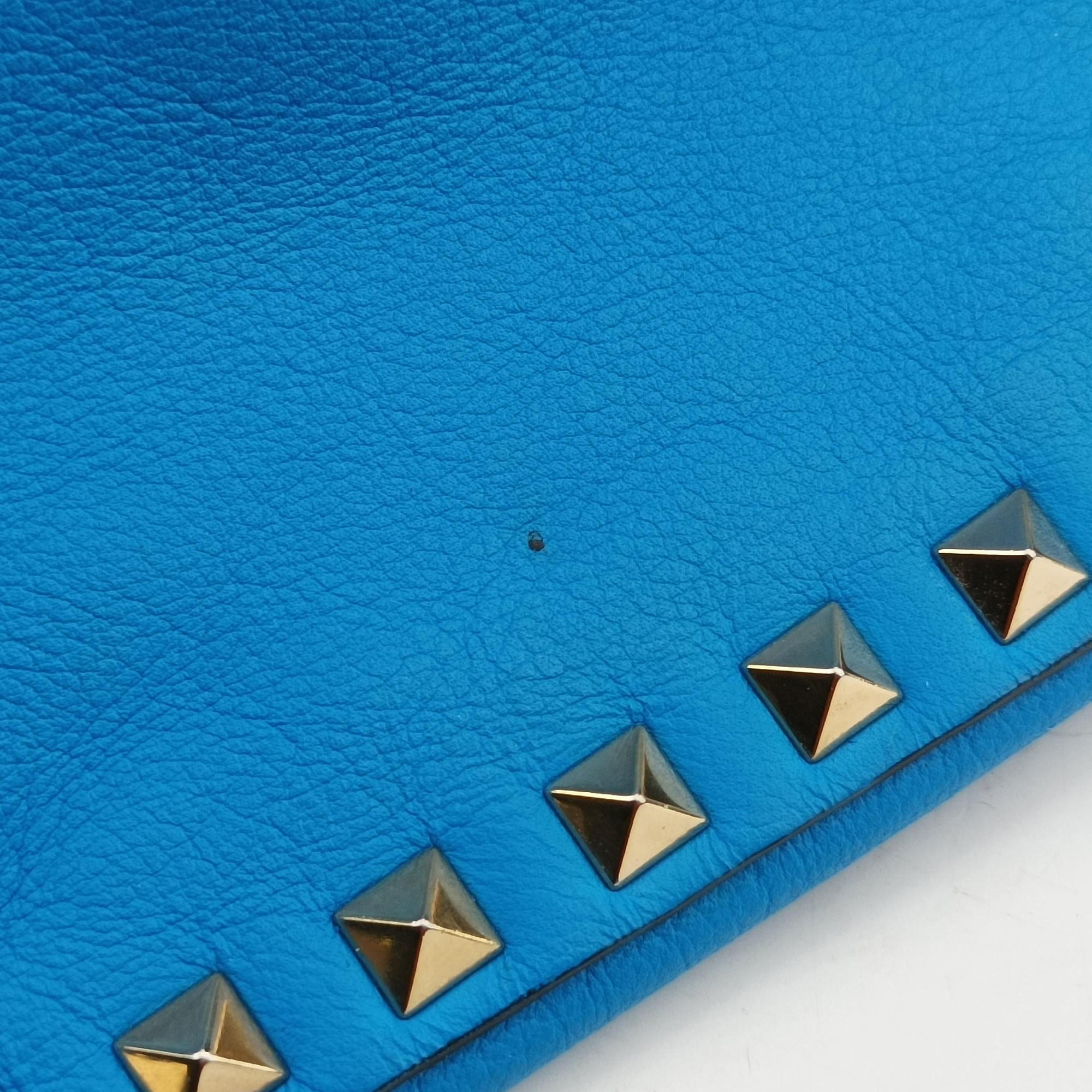 Pre-owned Valentino Rockstud Blue Leather  shoulderbag | stylenewstar