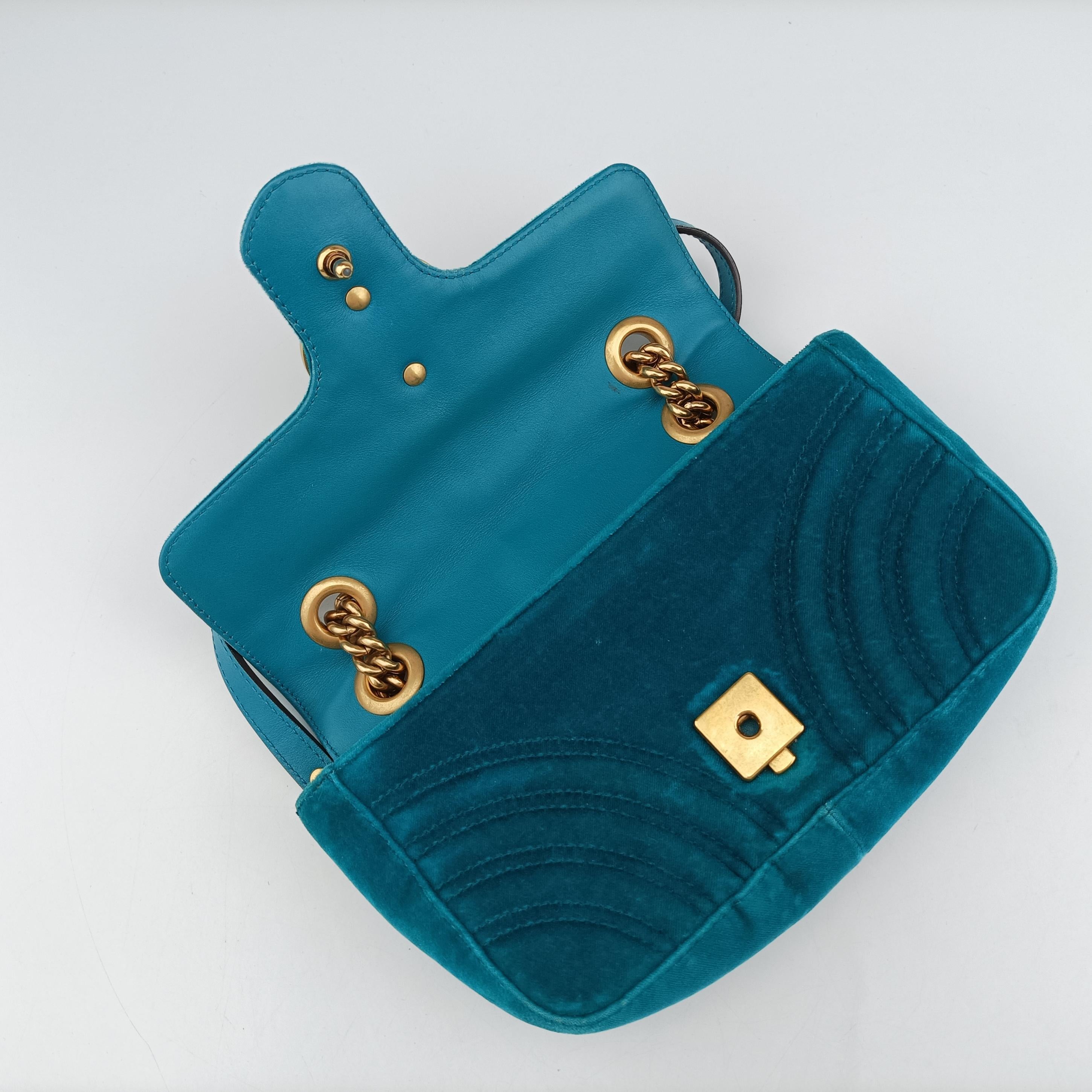 Pre-owned Gucci GG Marmont Blue velour 446744 shoulderbag | stylenewstar