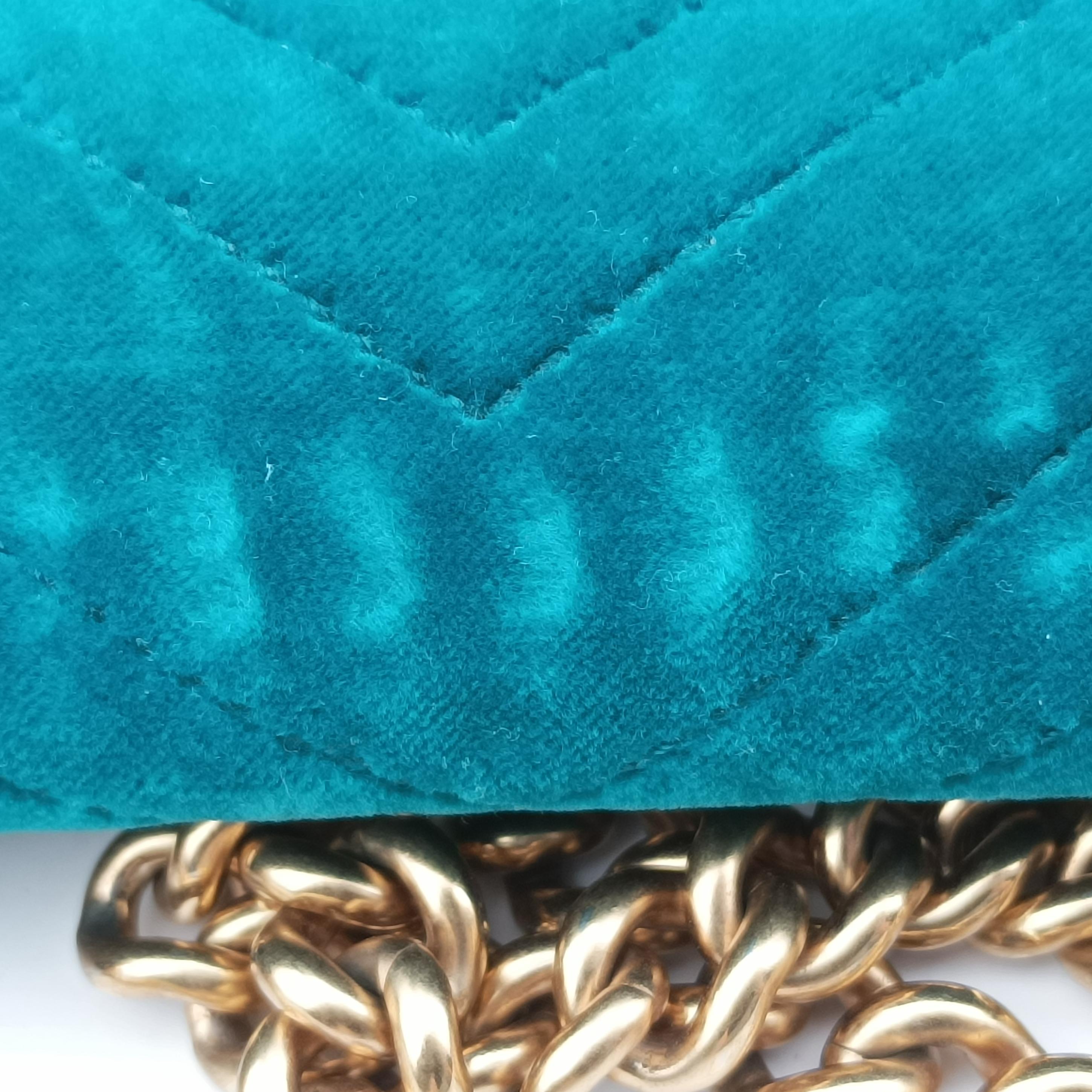 Pre-owned Gucci GG Marmont Blue velour 446744 shoulderbag | stylenewstar