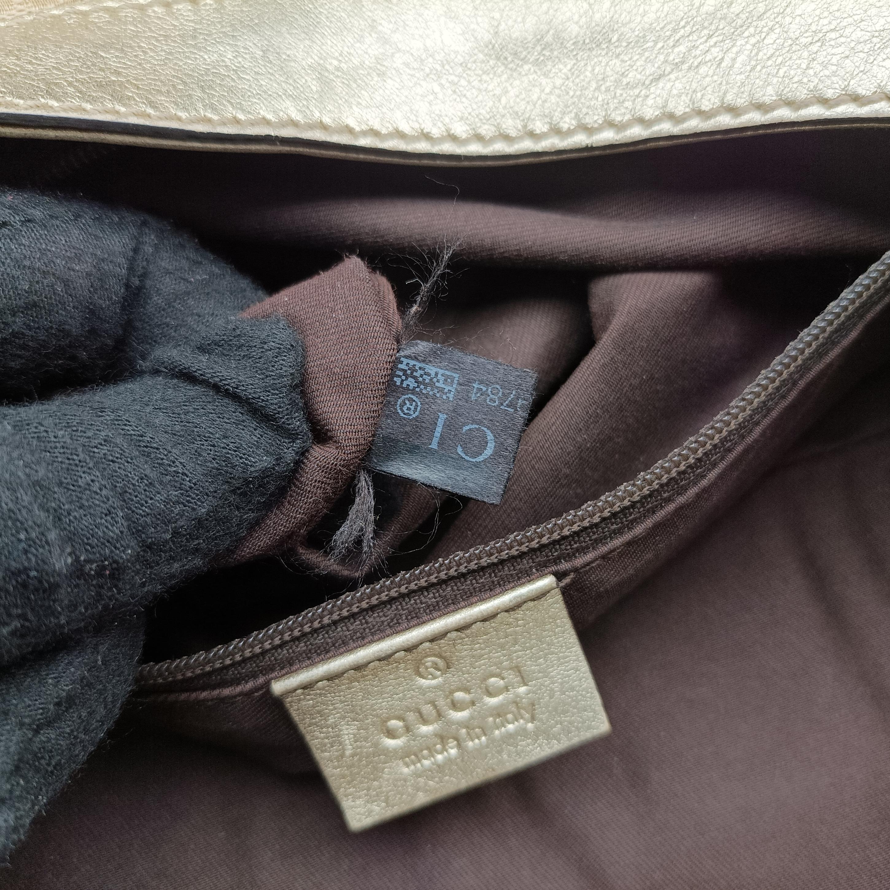 Secondhand Gucci Abbey D-ring Hobo Beige canvas 189835 handbag | stylenewstar