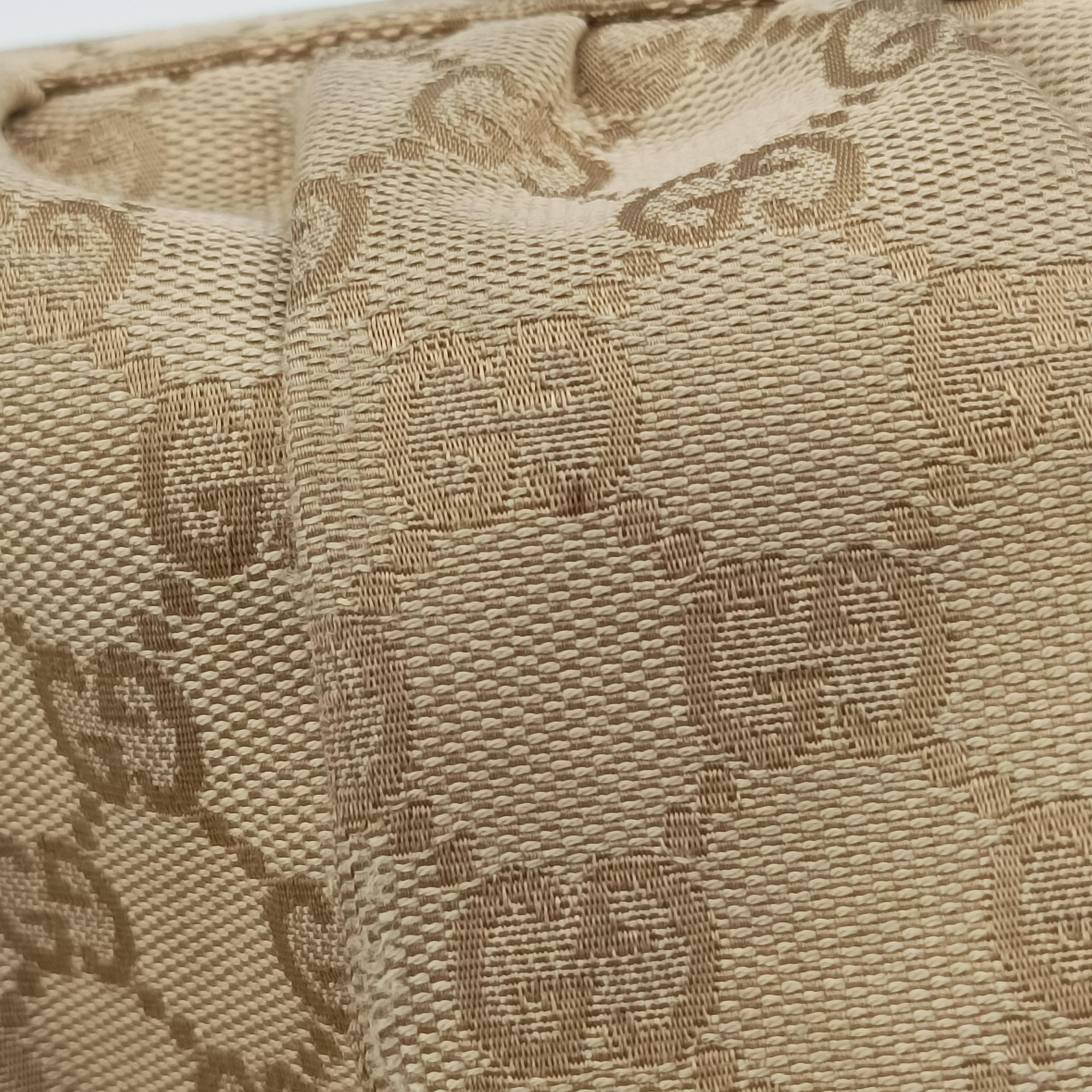 Secondhand Gucci Abbey D-ring Hobo Beige canvas 189835 handbag | stylenewstar