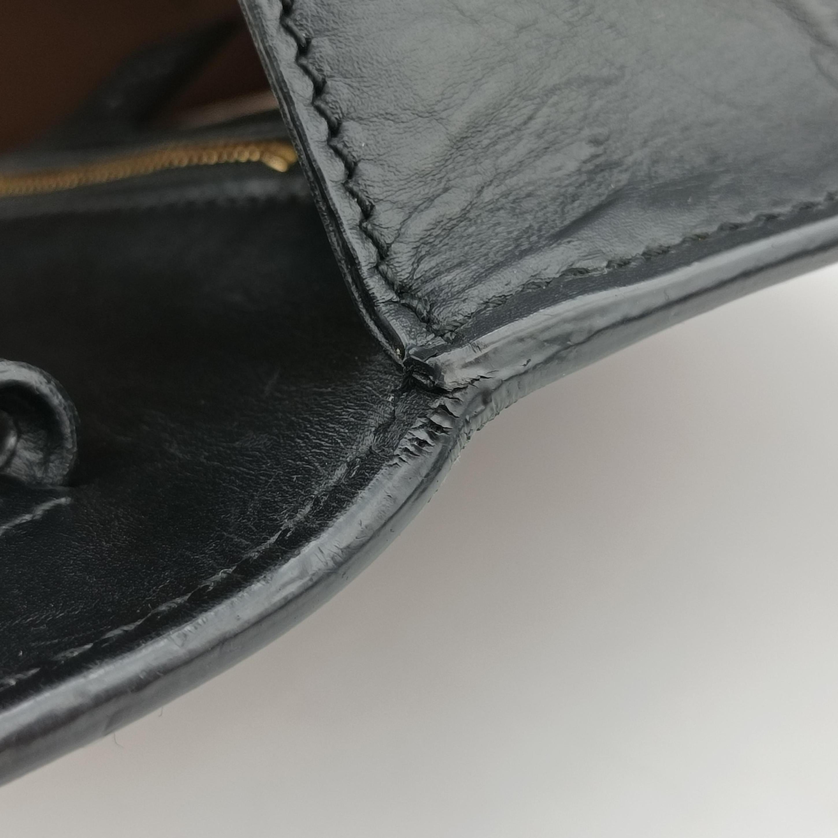 Pre-owned Gucci Sylvie Black Leather 431665 shoulderbag | stylenewstar
