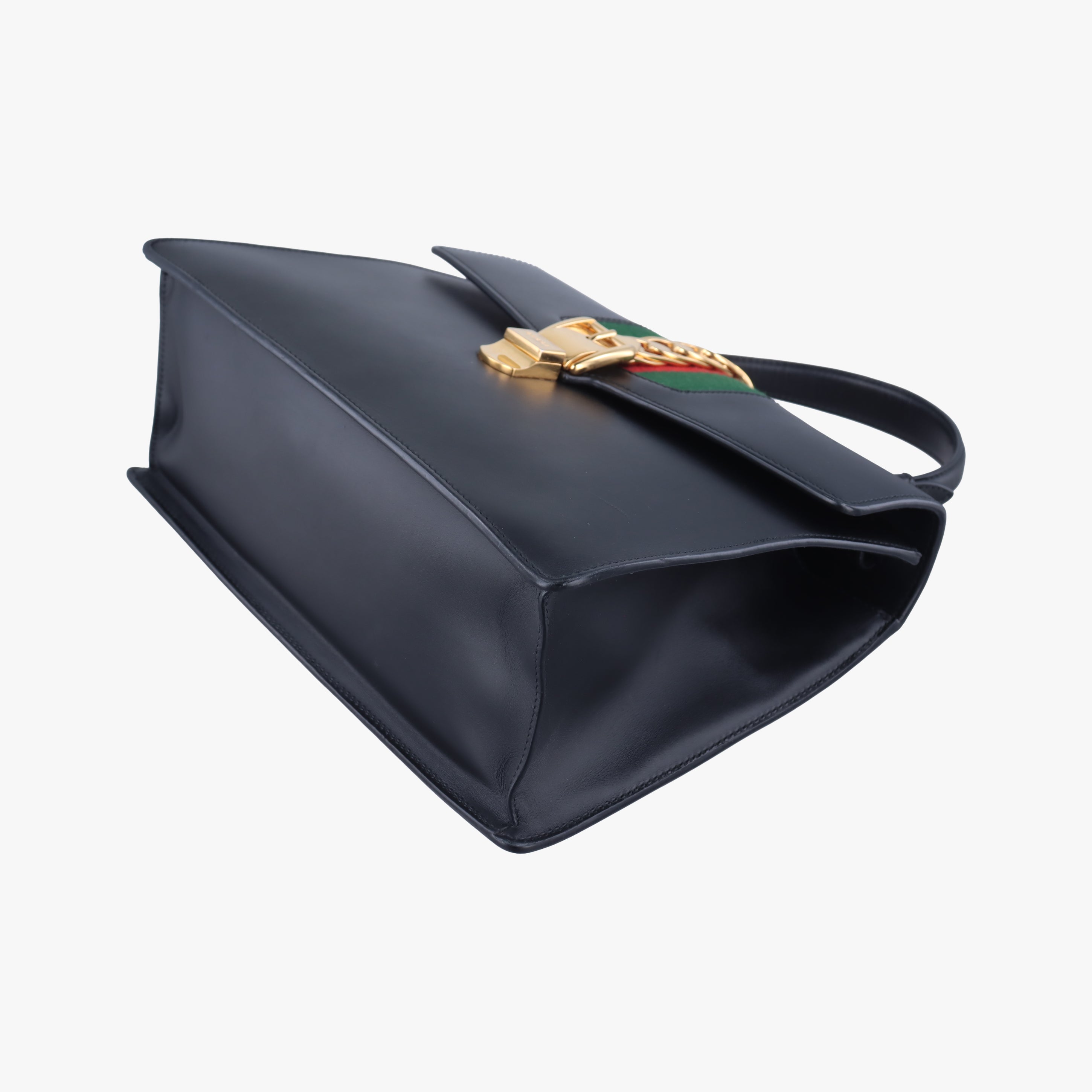 Pre-owned Gucci Sylvie Black Leather 431665 shoulderbag | stylenewstar