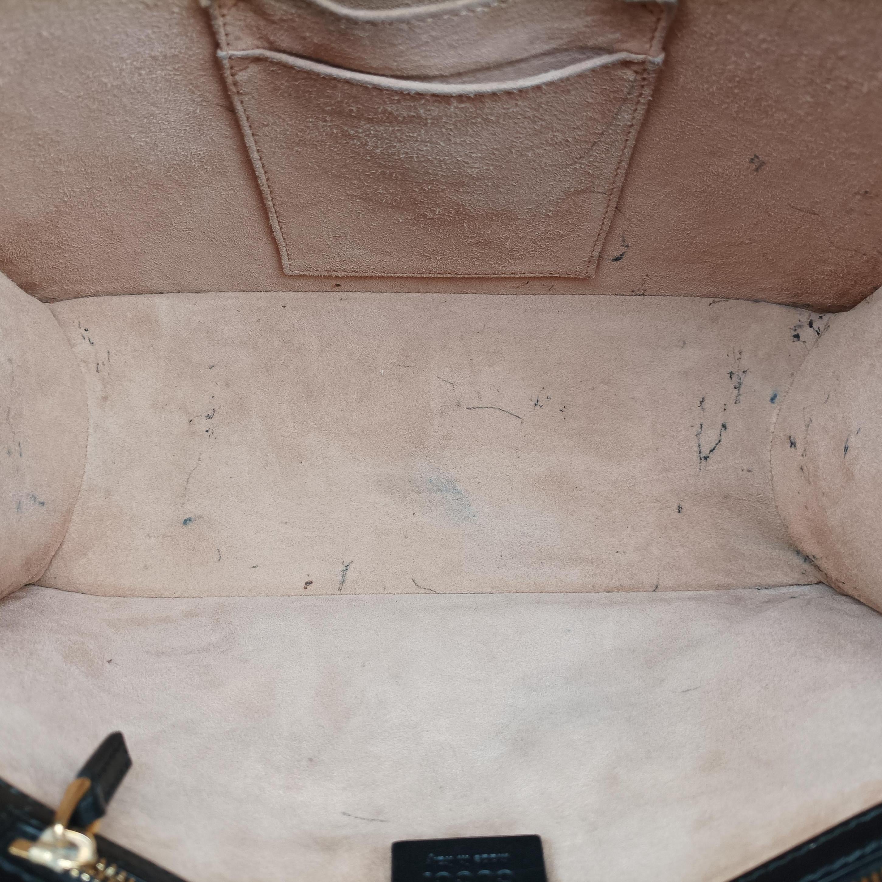 Pre-owned Gucci Sylvie Black Leather 431665 shoulderbag | stylenewstar