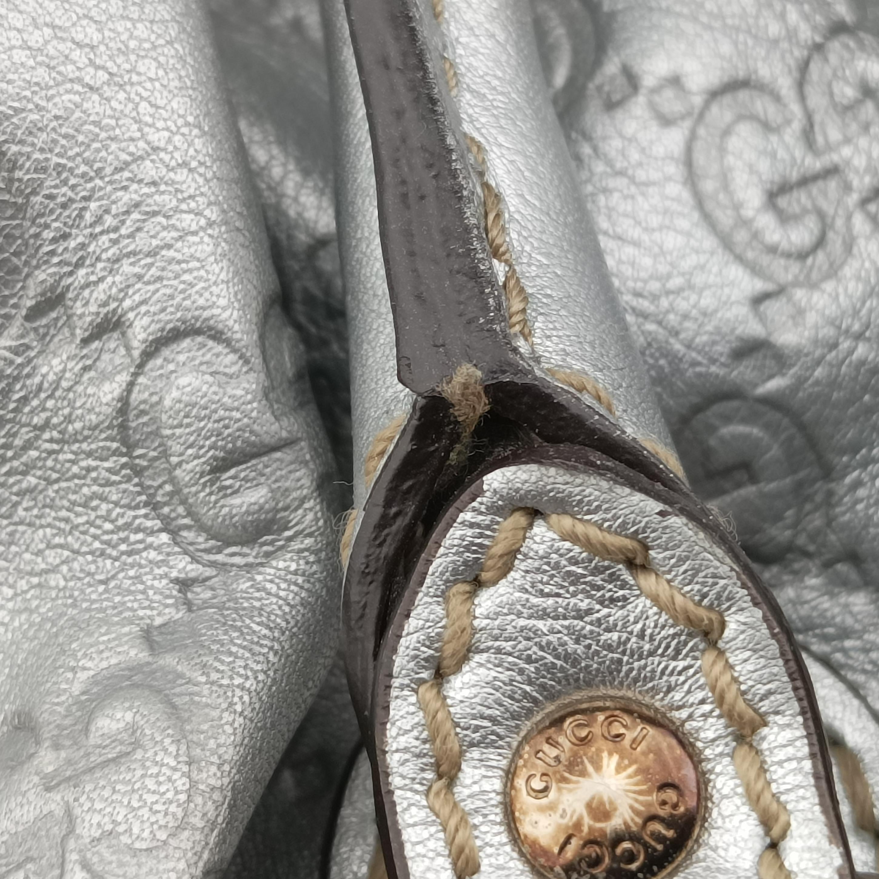 Pre-owned Gucci Sukey GUCCISSIMA Silver Leather 223974 shoulderbag | stylenewstar