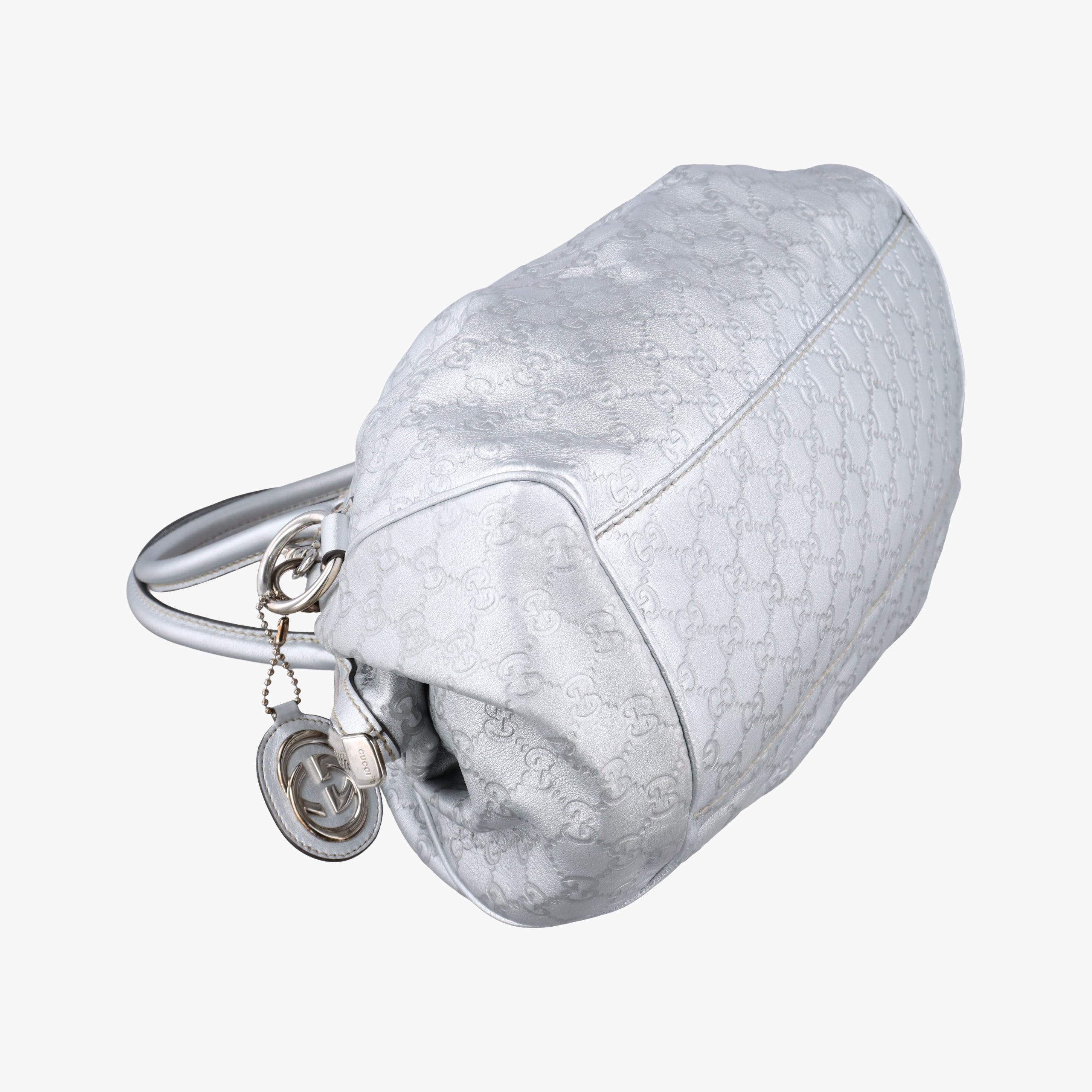 Pre-owned Gucci Sukey GUCCISSIMA Silver Leather 223974 shoulderbag | stylenewstar