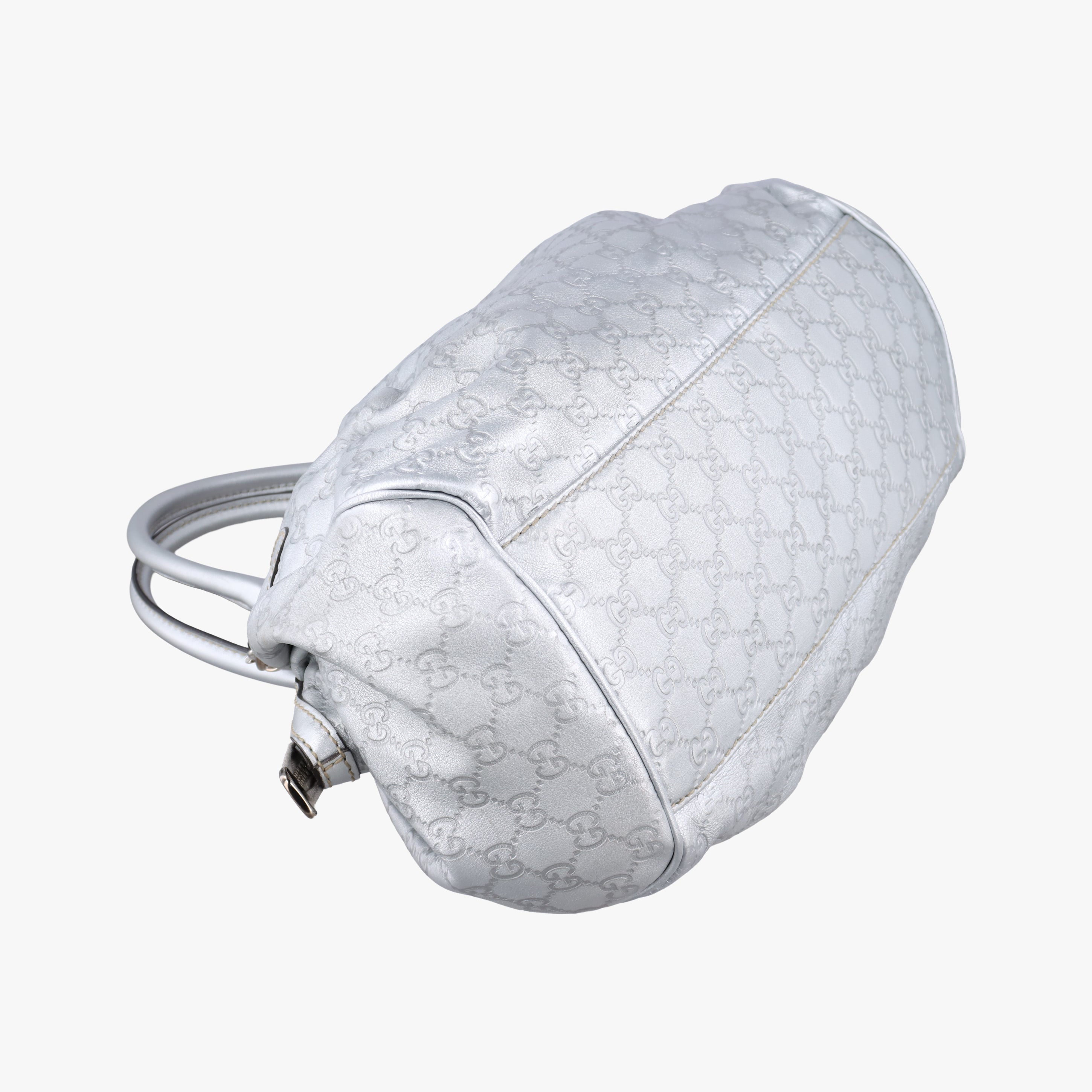 Pre-owned Gucci Sukey GUCCISSIMA Silver Leather 223974 shoulderbag | stylenewstar