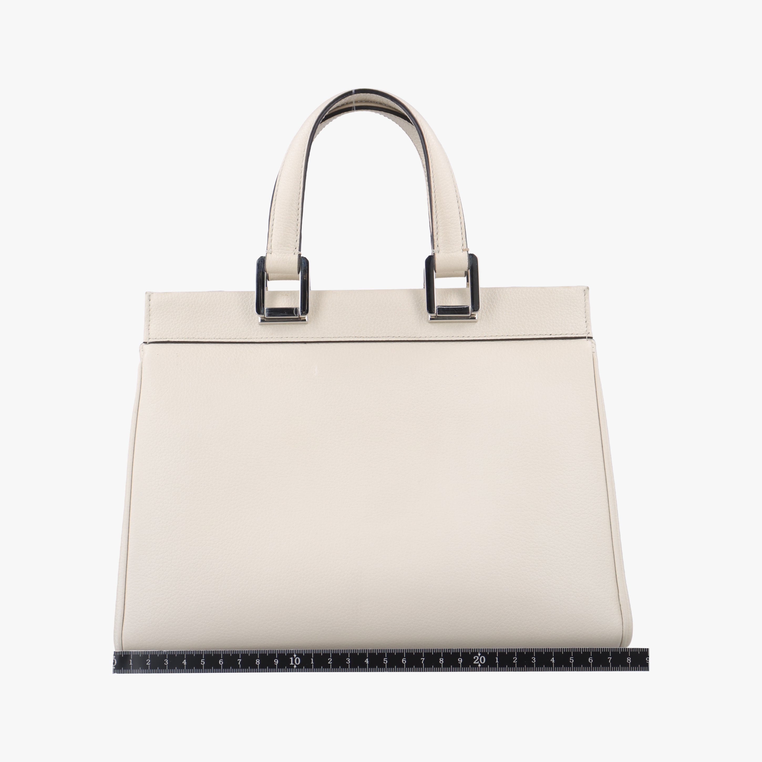 Pre-owned Gucci Zumi White Leather 569712 shoulderbag | stylenewstar