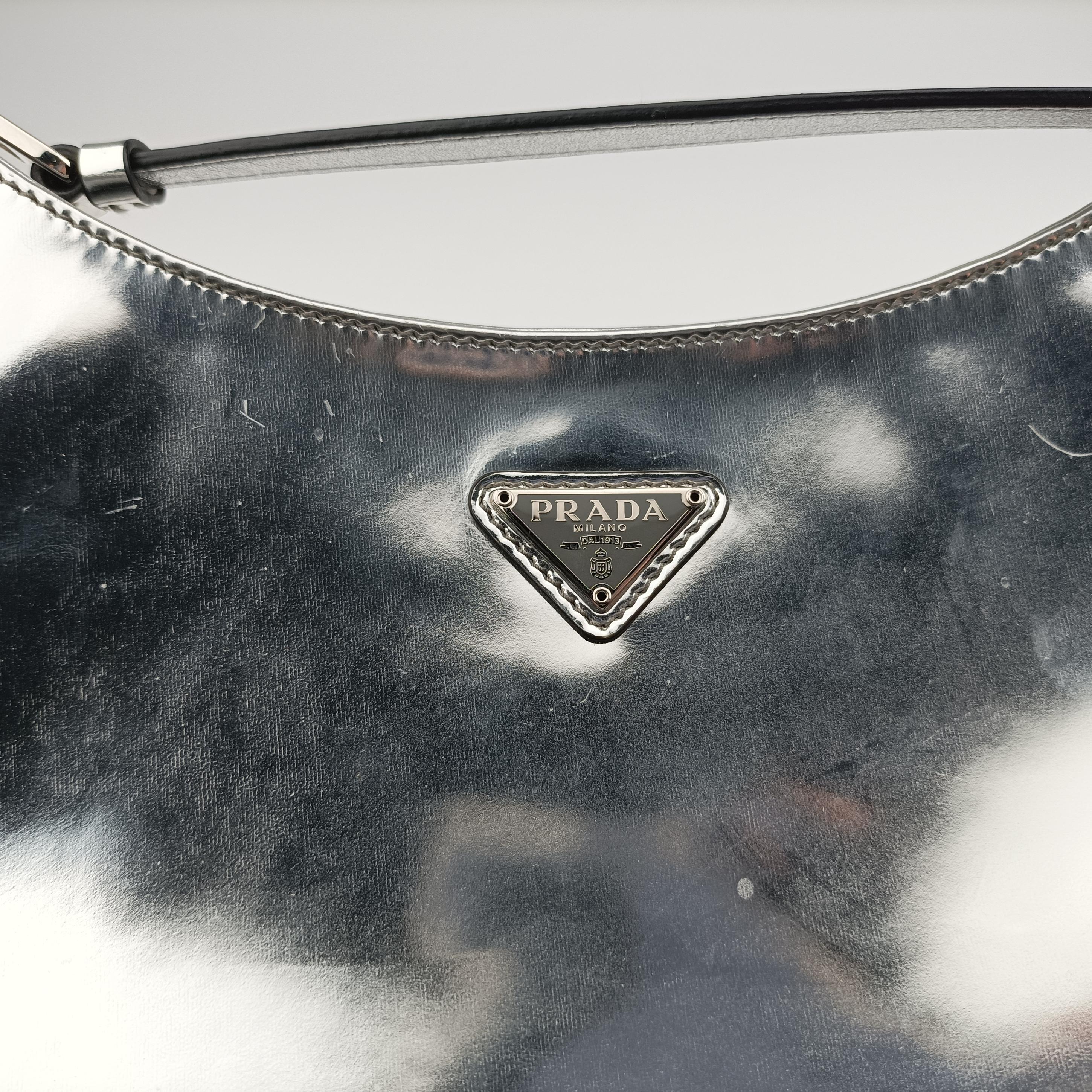 Pre-owned Prada Cleo Silver Enamel 1BC499 shoulderbag | stylenewstar