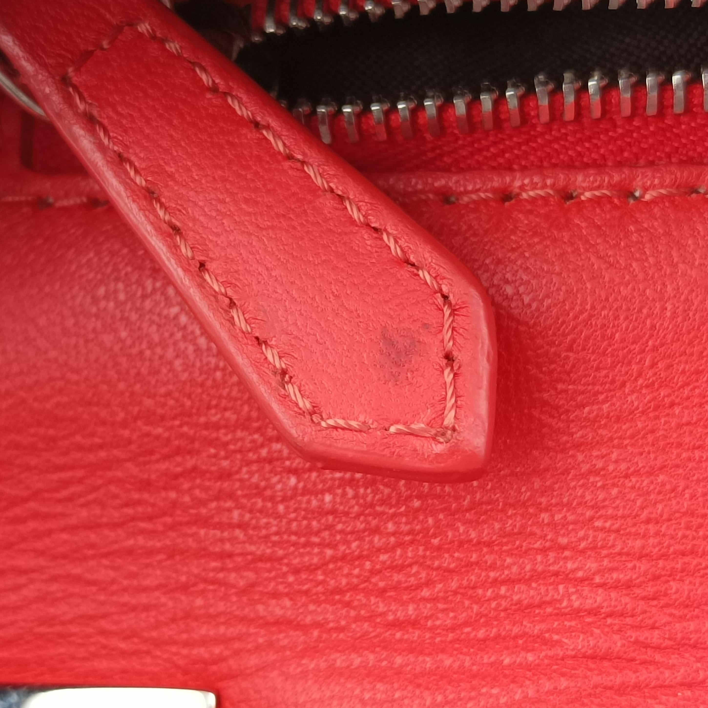 Pre-owned Fendi Be Baguette Red×Burgundy Leather 8BR677 shoulderbag | stylenewstar