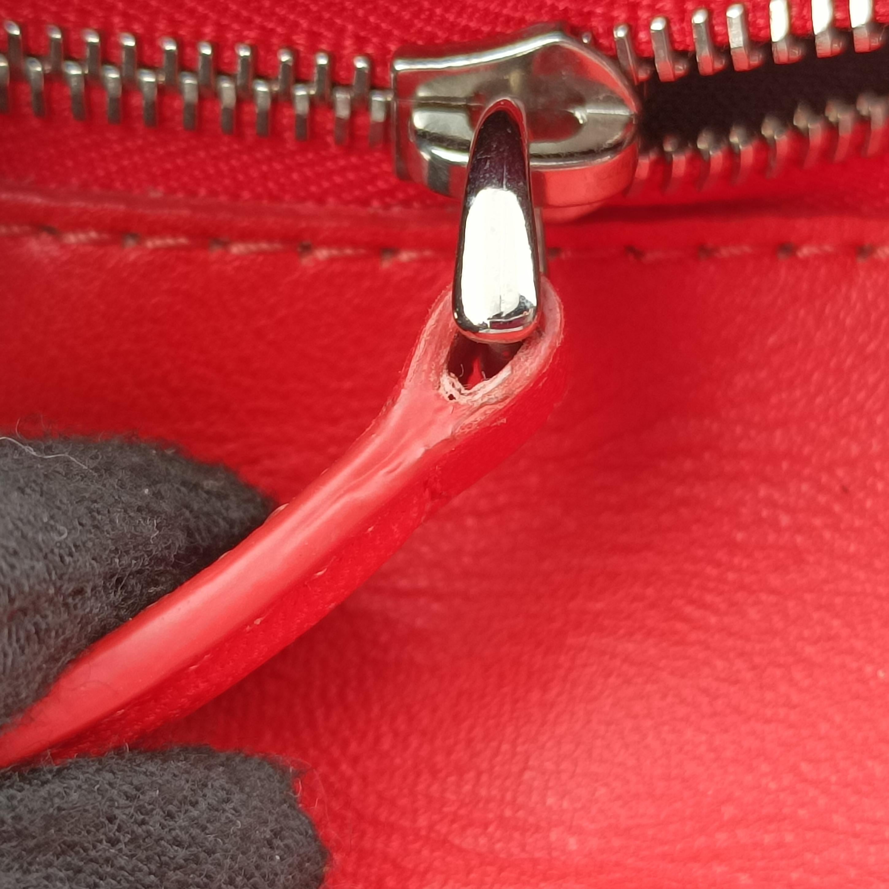 Pre-owned Fendi Be Baguette Red×Burgundy Leather 8BR677 shoulderbag | stylenewstar