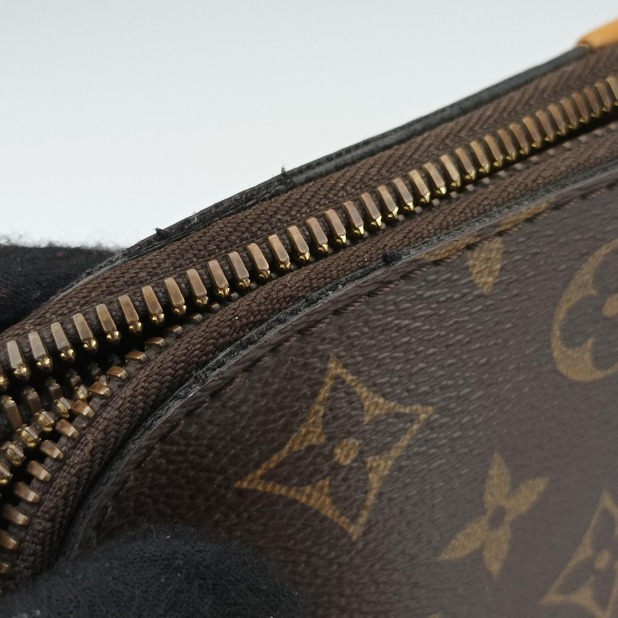 Pre-owned Louis Vuitton Marais MM brown×beige Monogram Canvas M41070 shoulderbag | stylenewstar