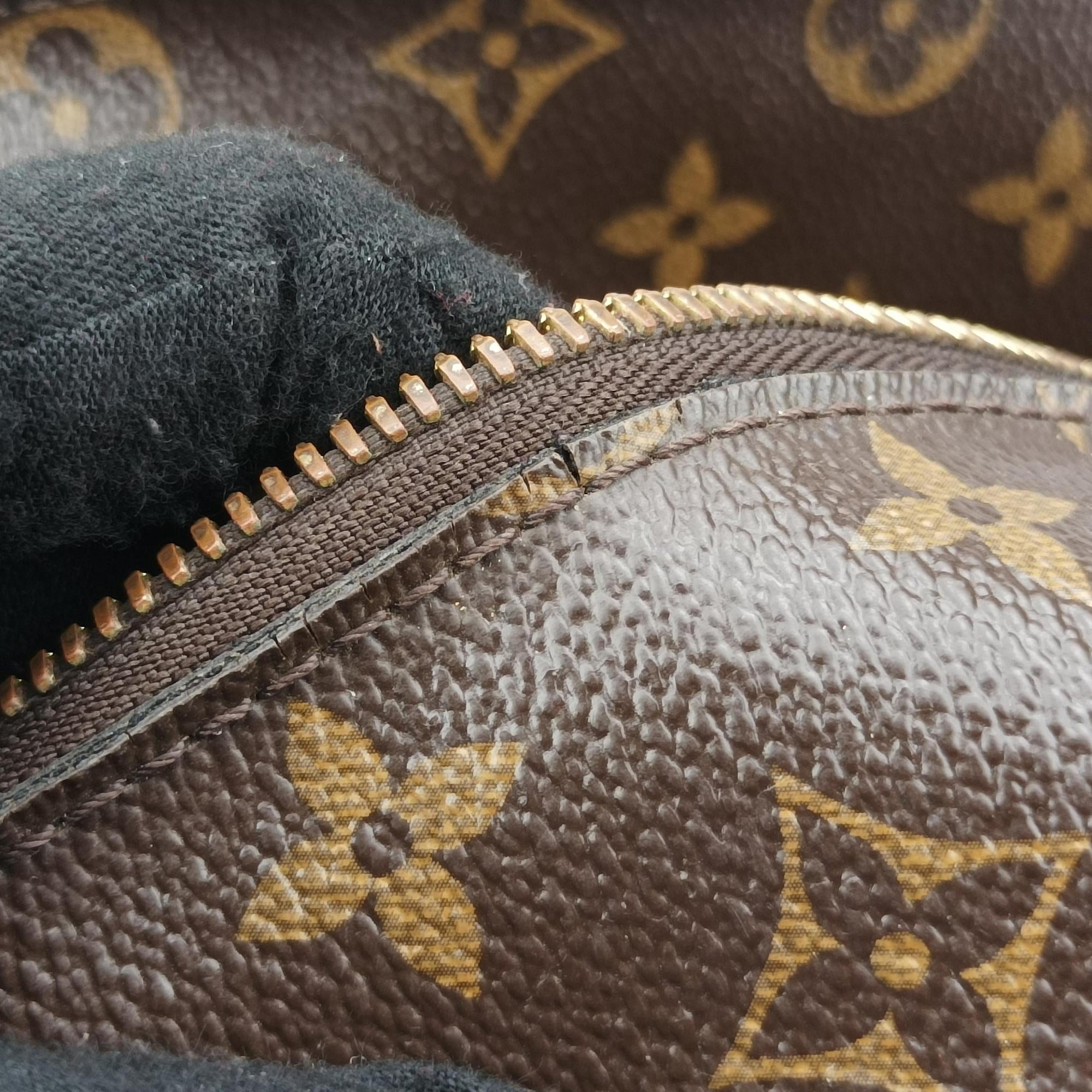 Pre-owned Louis Vuitton Marais MM brown×beige Monogram Canvas M41070 shoulderbag | stylenewstar