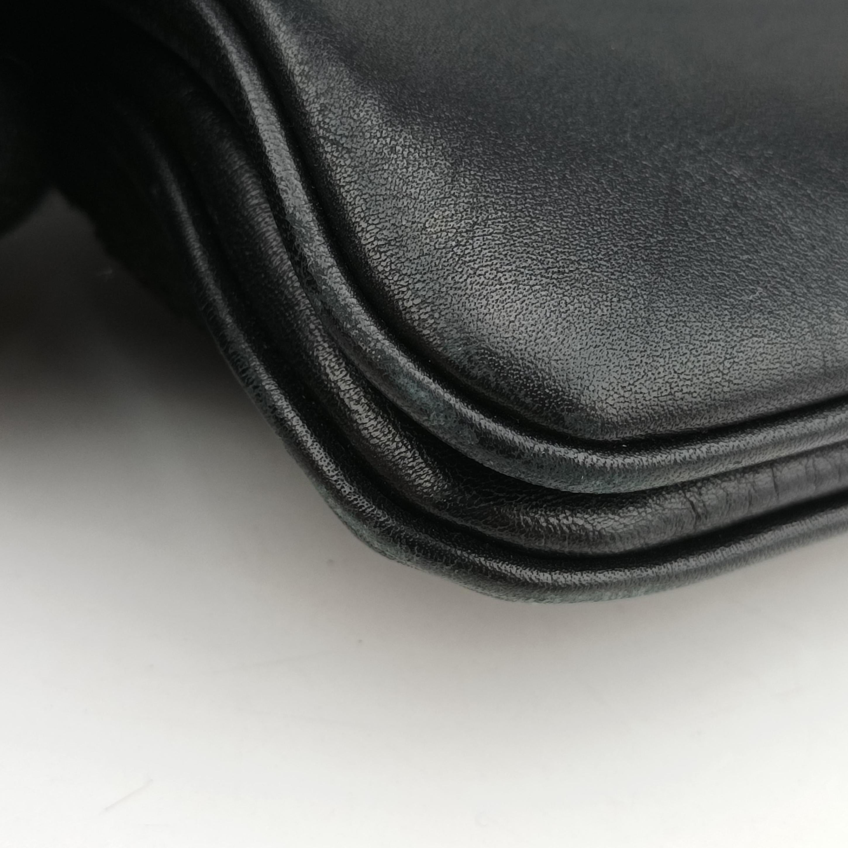 Pre-owned Gucci Arli Black Leather 550130 shoulderbag | stylenewstar