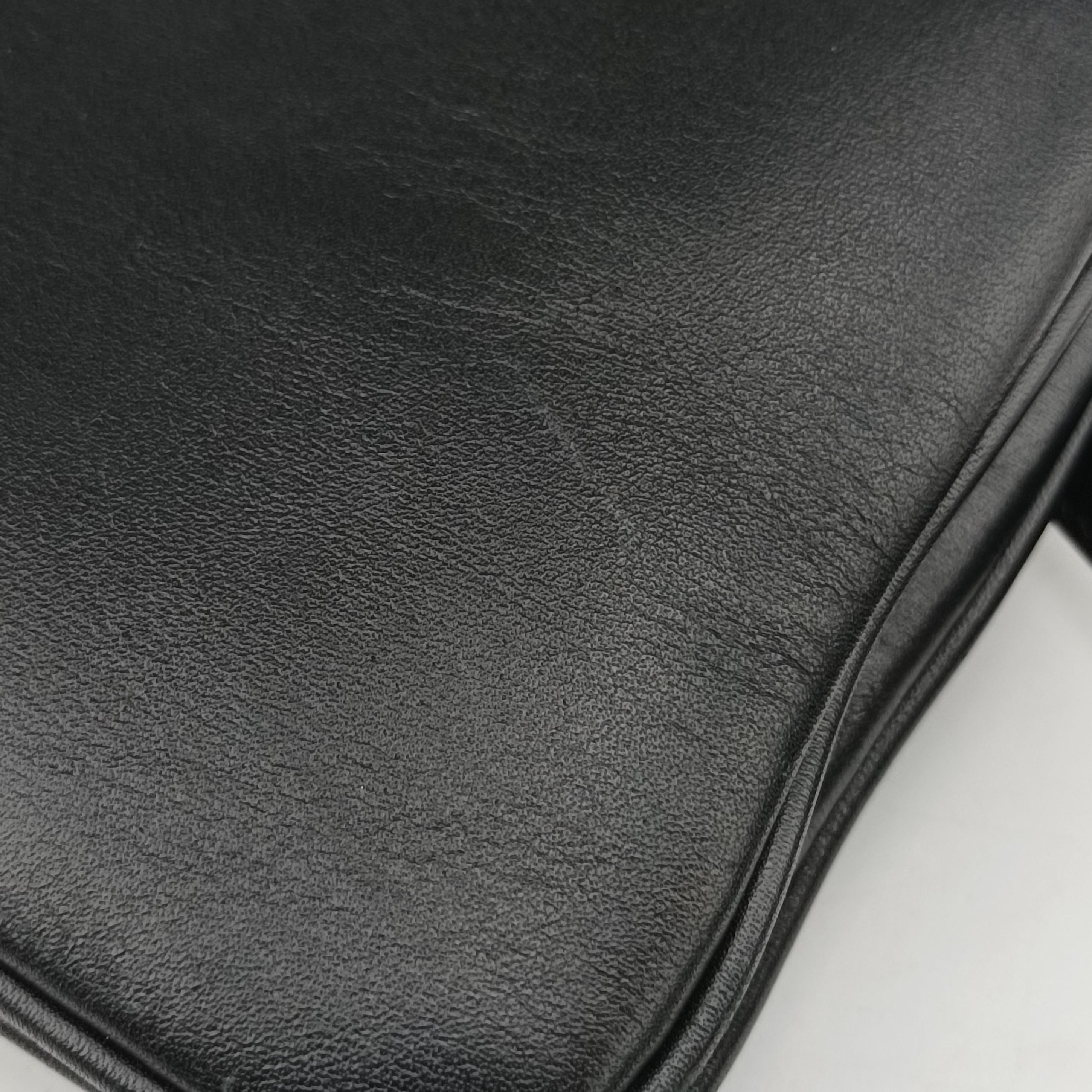 Pre-owned Gucci Arli Black Leather 550130 shoulderbag | stylenewstar