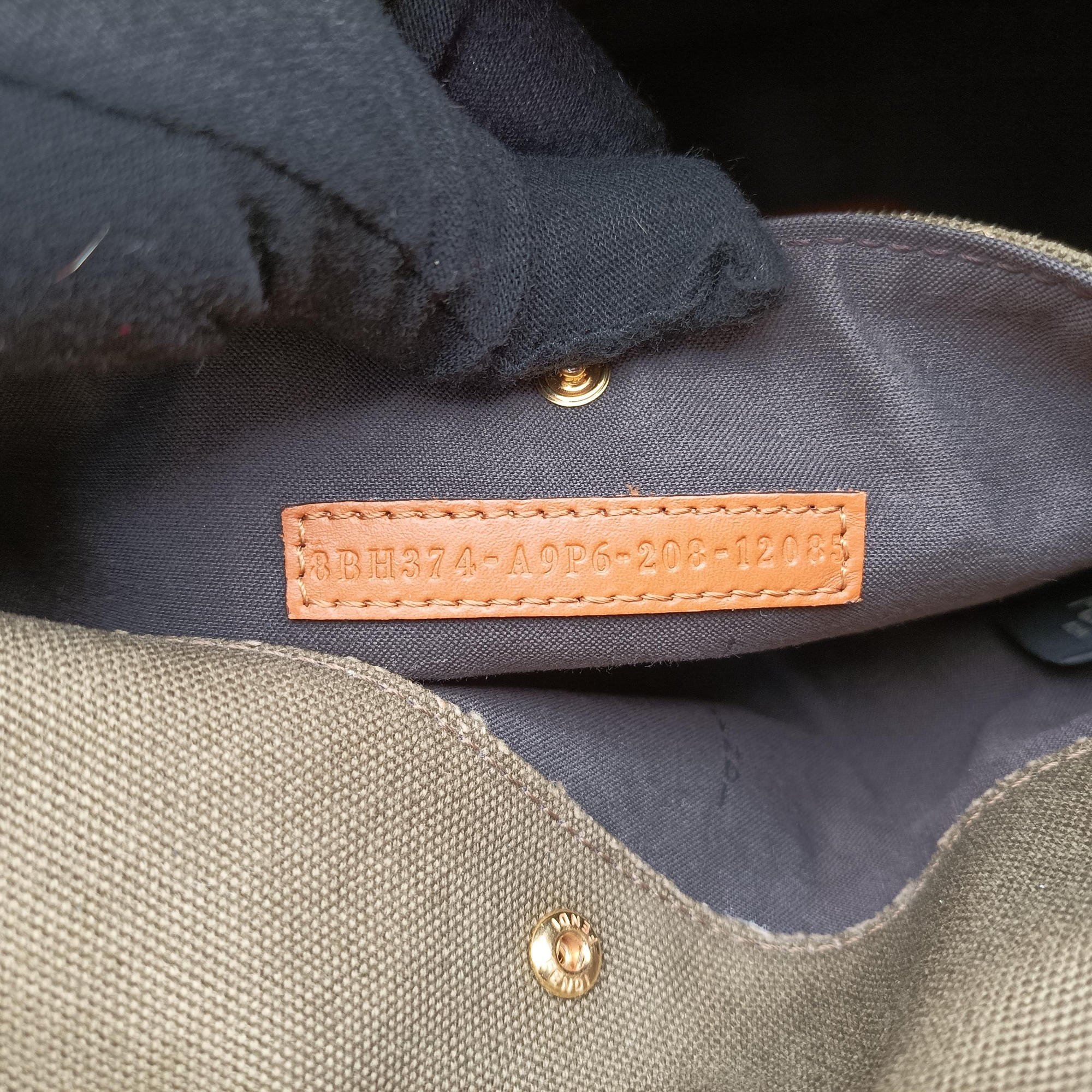 Pre-owned Fendi Peekaboo Green×beige canvas×leather 8BH374 shoulderbag | stylenewstar