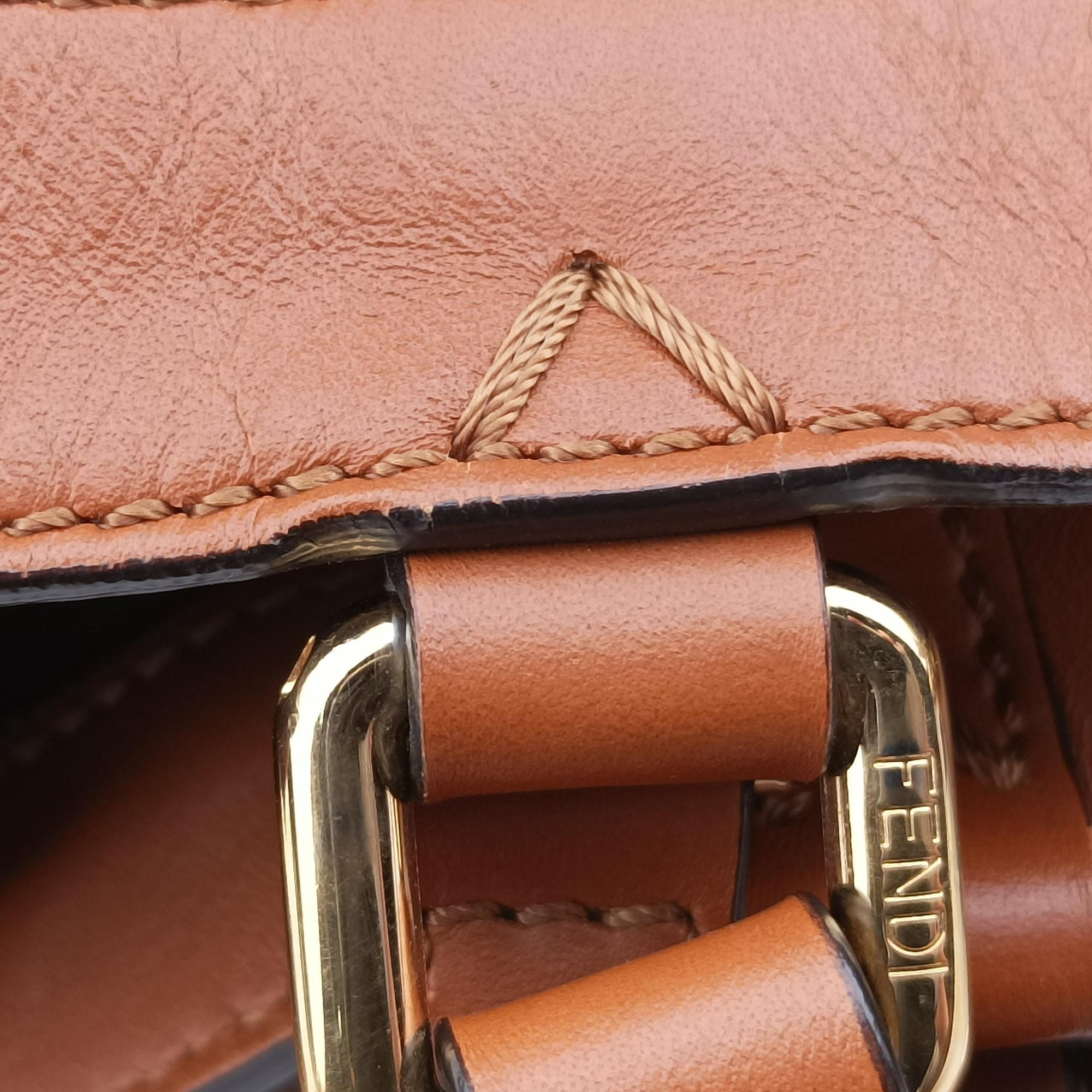 Pre-owned Fendi Peekaboo Green×beige canvas×leather 8BH374 shoulderbag | stylenewstar