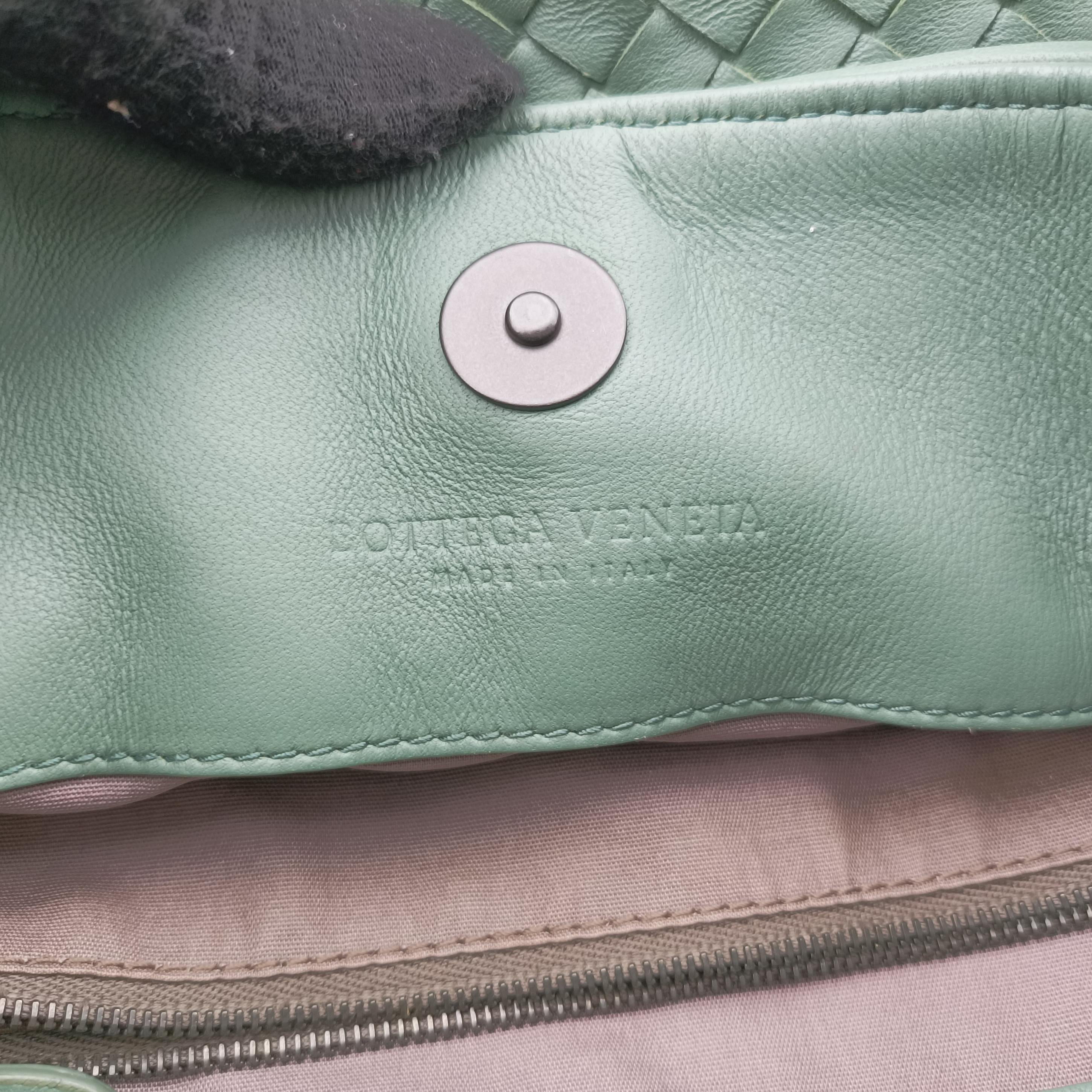 Secondhand Bottega Veneta Intrecciato Green lambskin  handbag | stylenewstar