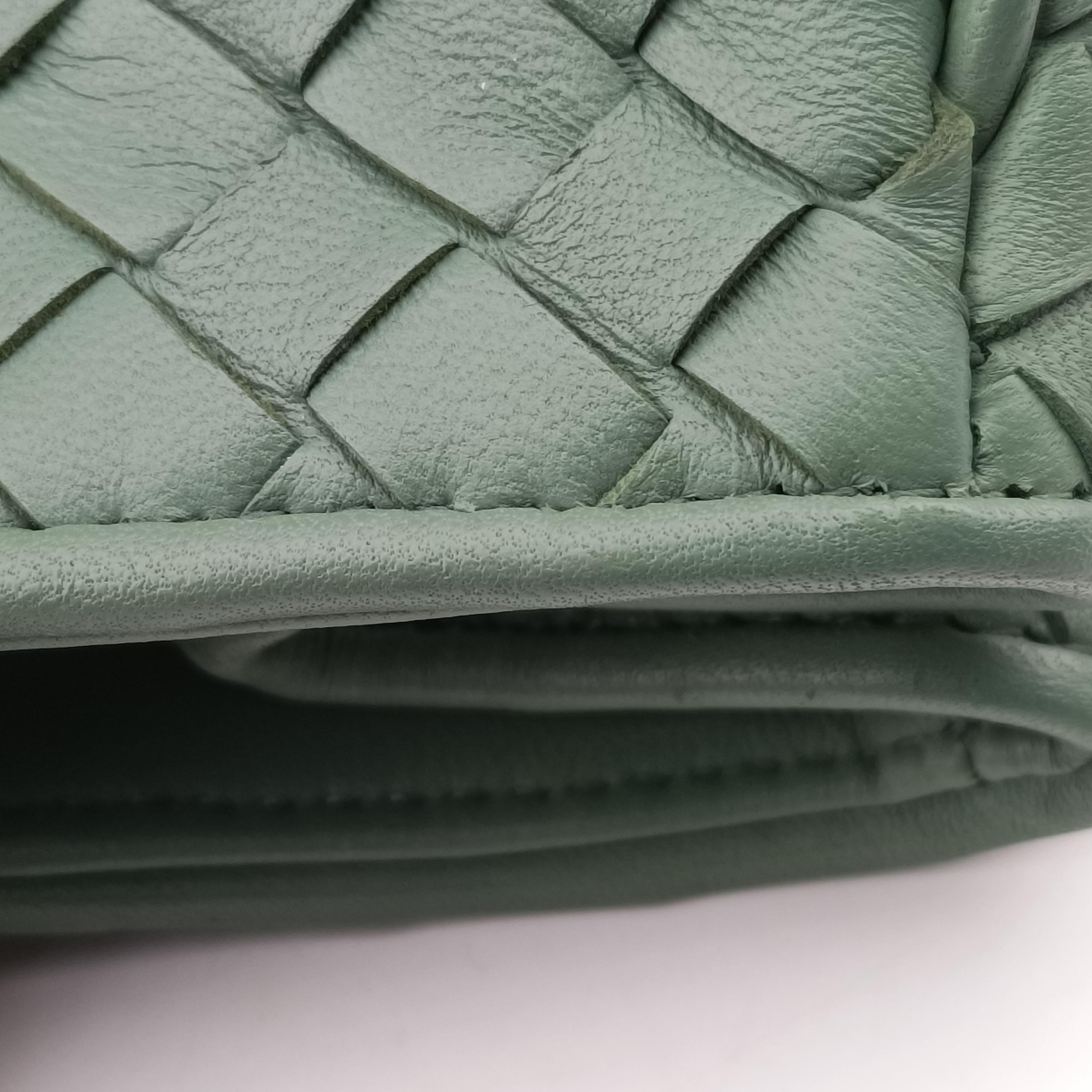 Secondhand Bottega Veneta Intrecciato Green lambskin  handbag | stylenewstar