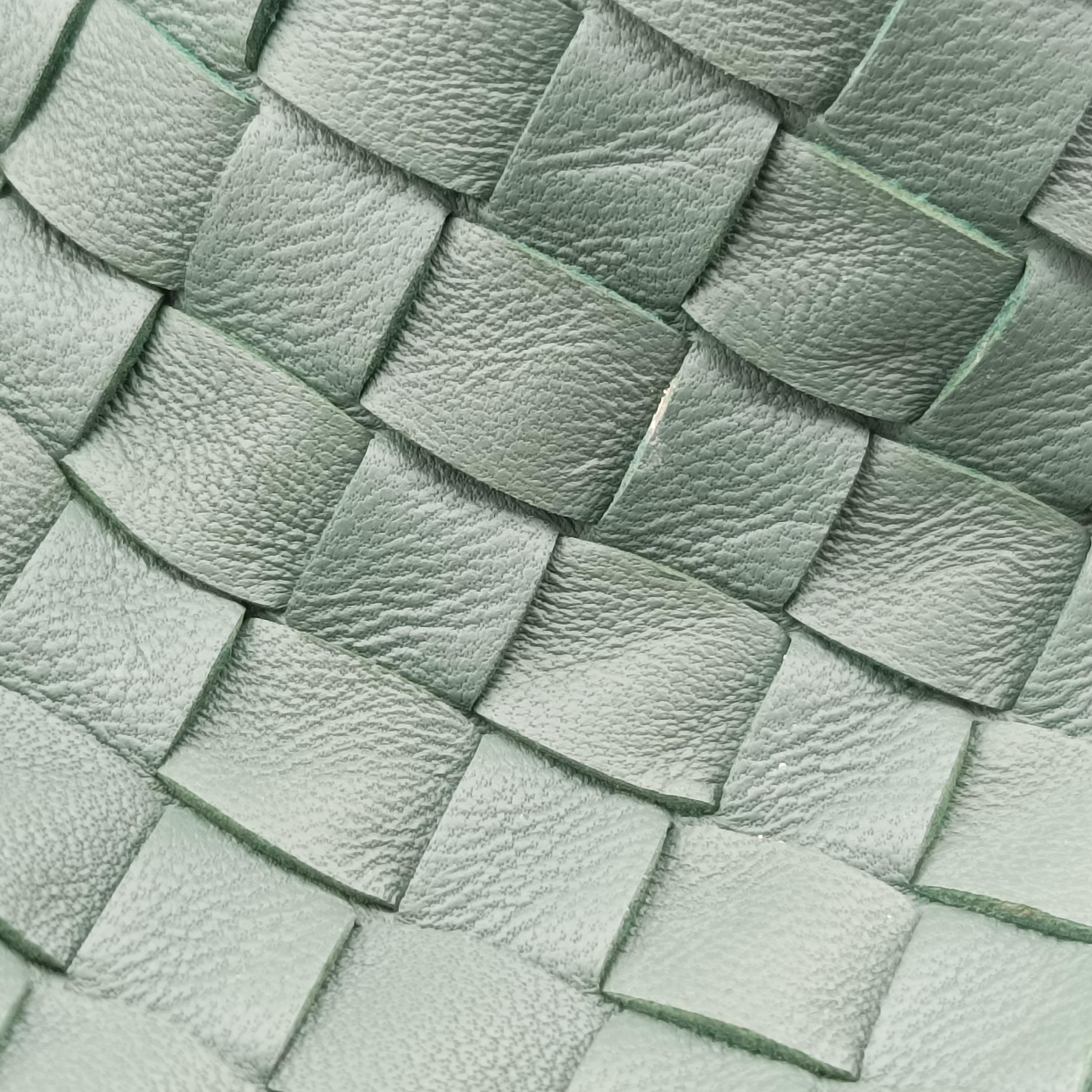 Secondhand Bottega Veneta Intrecciato Green lambskin  handbag | stylenewstar