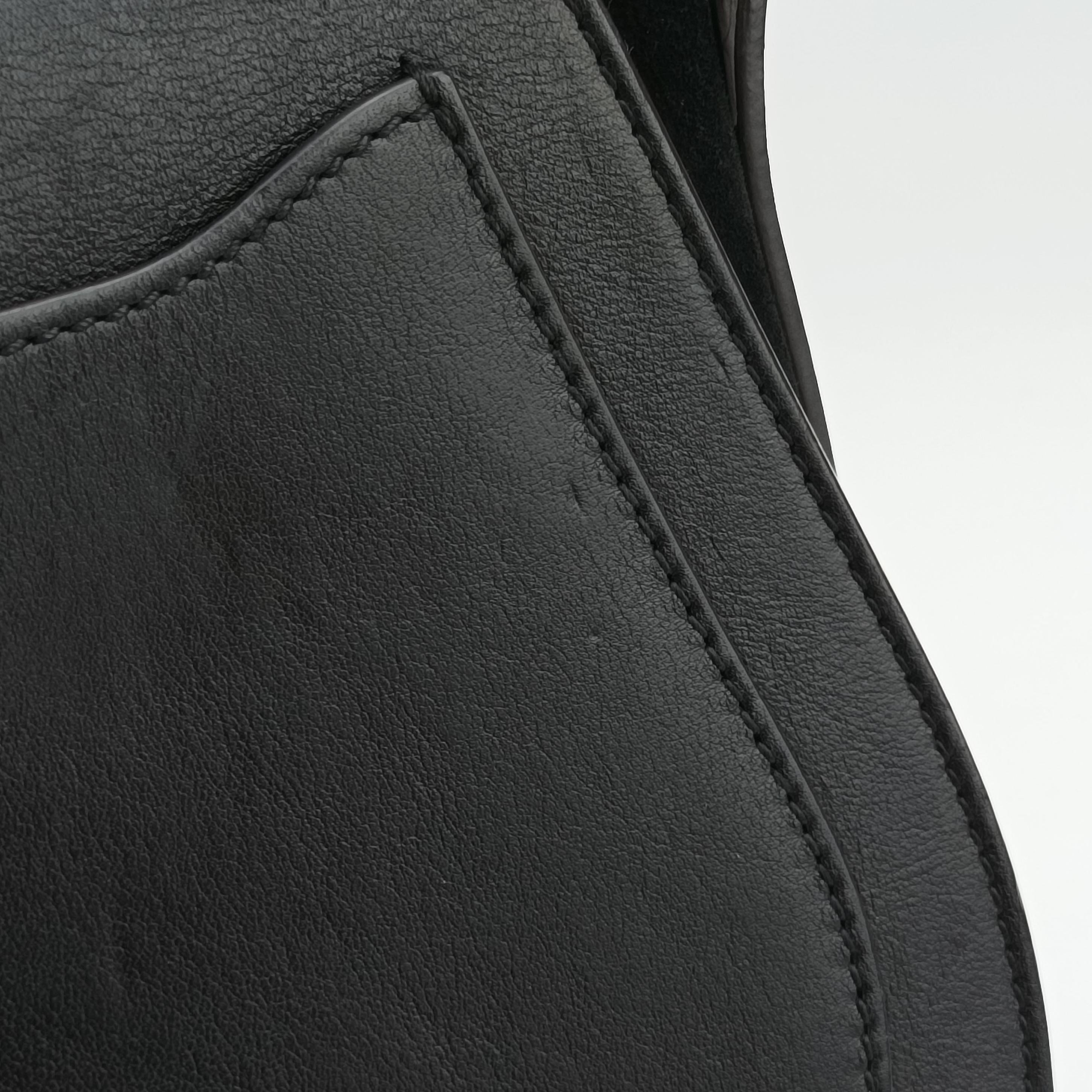 Pre-owned Chloe Bracelet Nile Black Leather  shoulderbag | stylenewstar